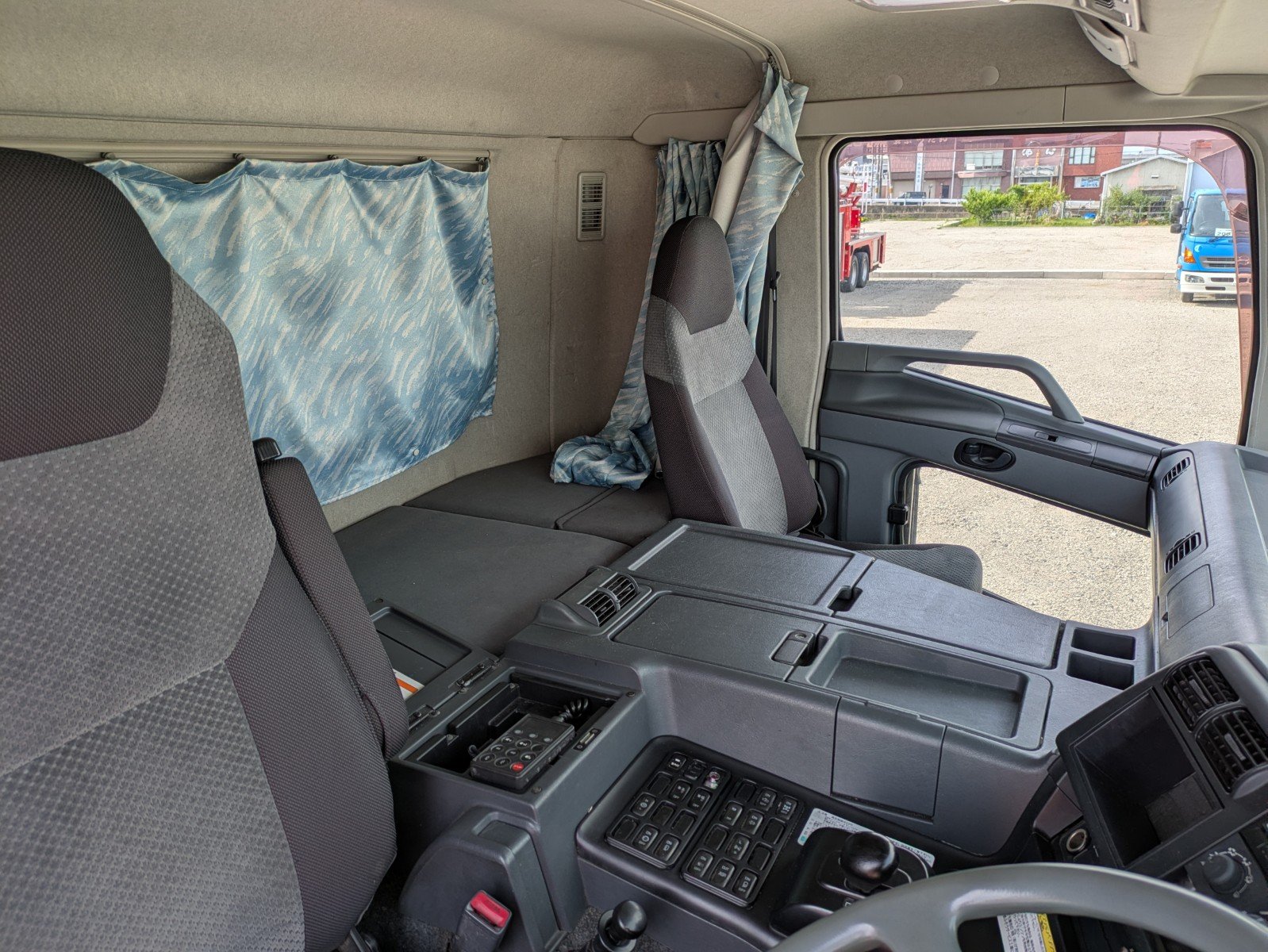 vehicle_image_20260610112320JnGC33KMOJ.jpg