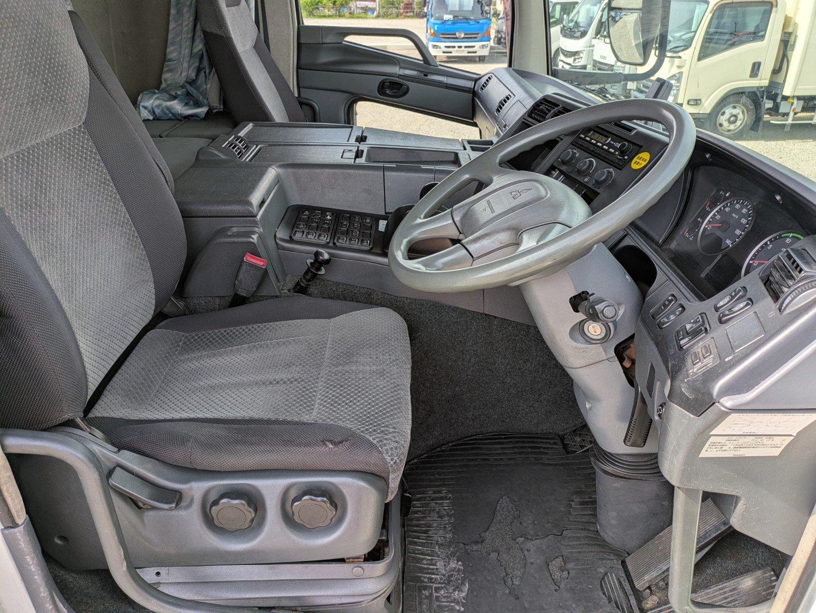 vehicle_image_20260610112320ss9tZ7bz4k.jpg