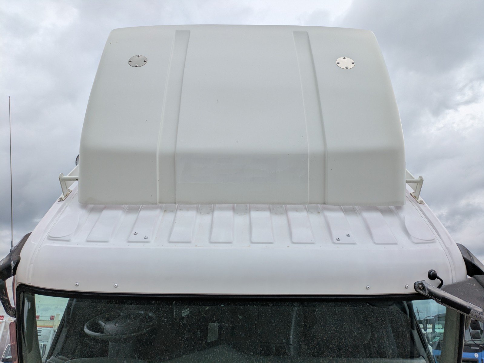 vehicle_image_20260610112320tvNomOcNev.jpg