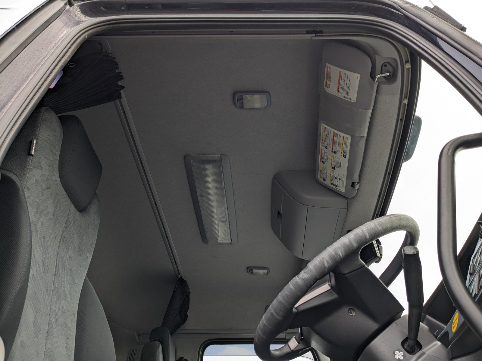 vehicle_image_20260312092425Zk0PPT6mpQ.jpg