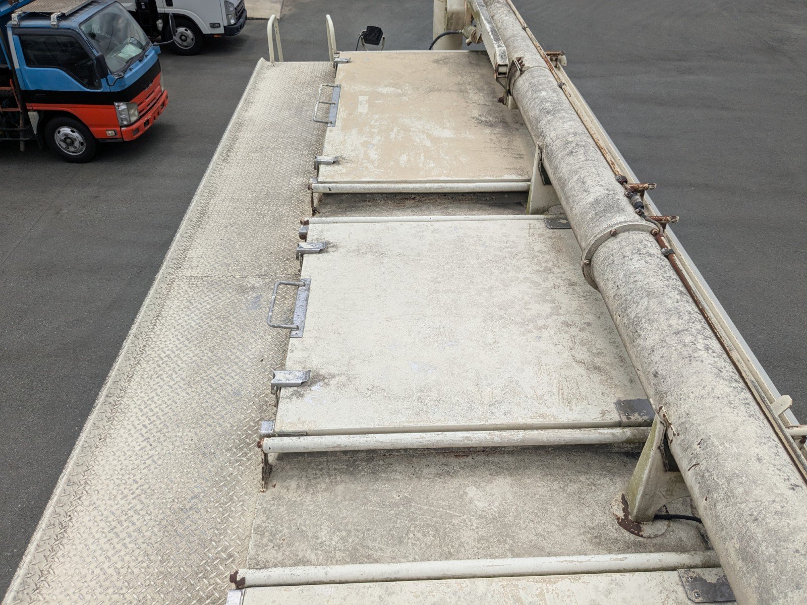 vehicle_image_20260522092023f8814iG5Yp.jpg