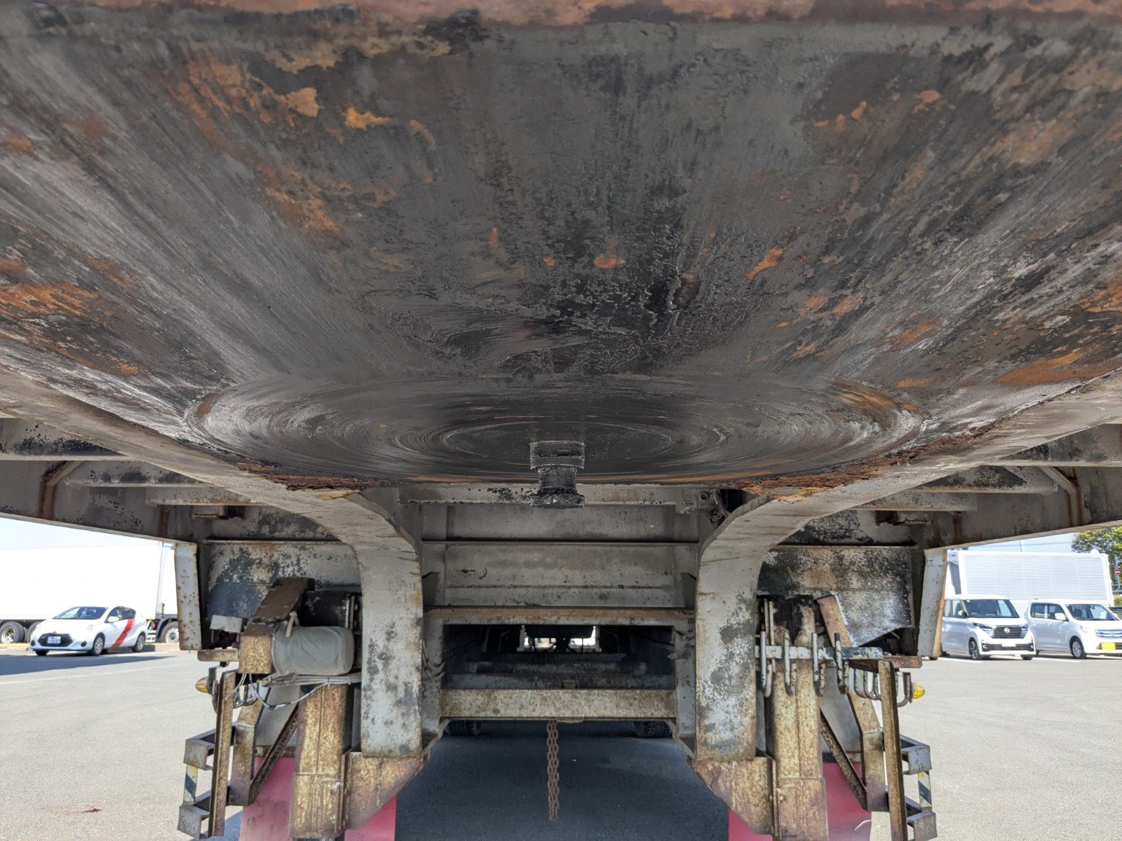 vehicle_image_20260527143250eqExxE1FiR.jpg