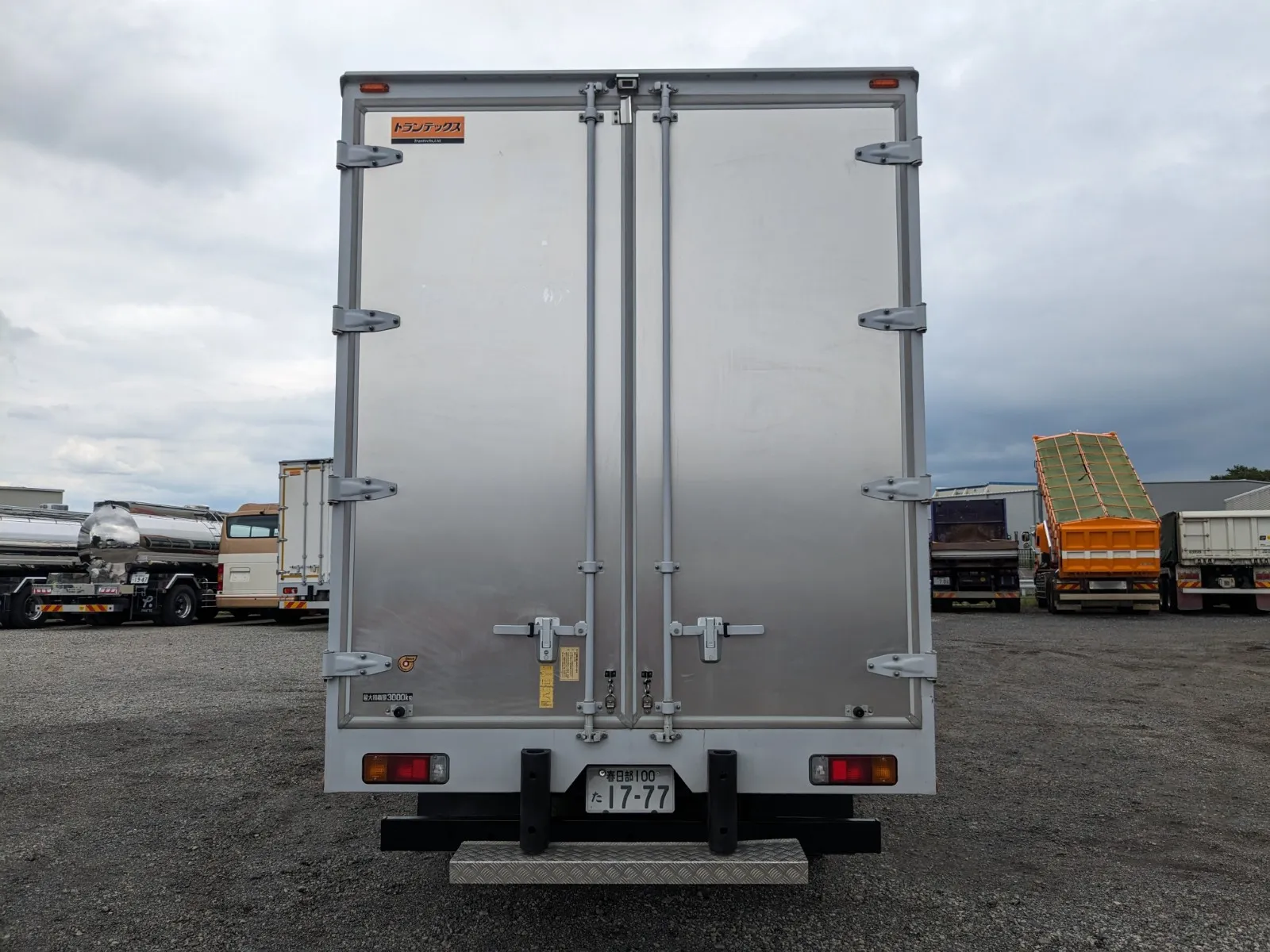 vehicle_image_20260706094559ZcH6F9xbGg.webp
