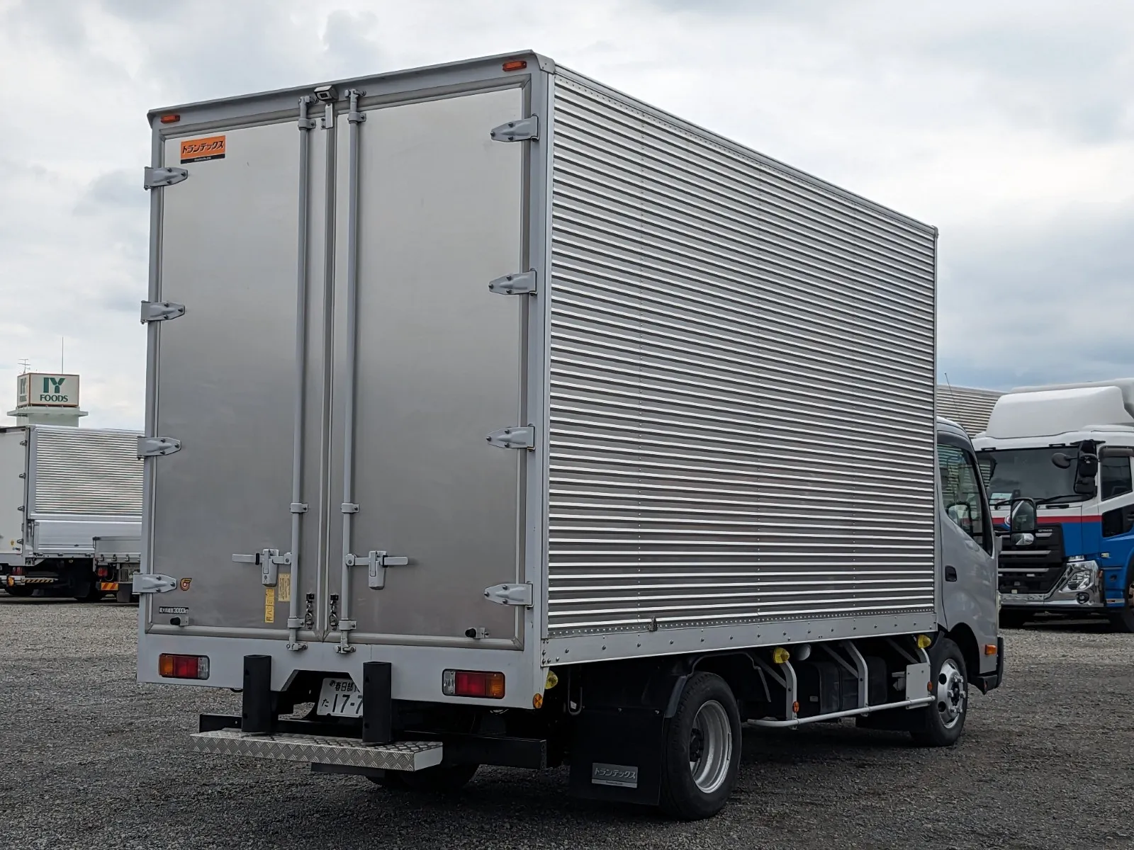 vehicle_image_20260706094559uooCTFqc2i.webp