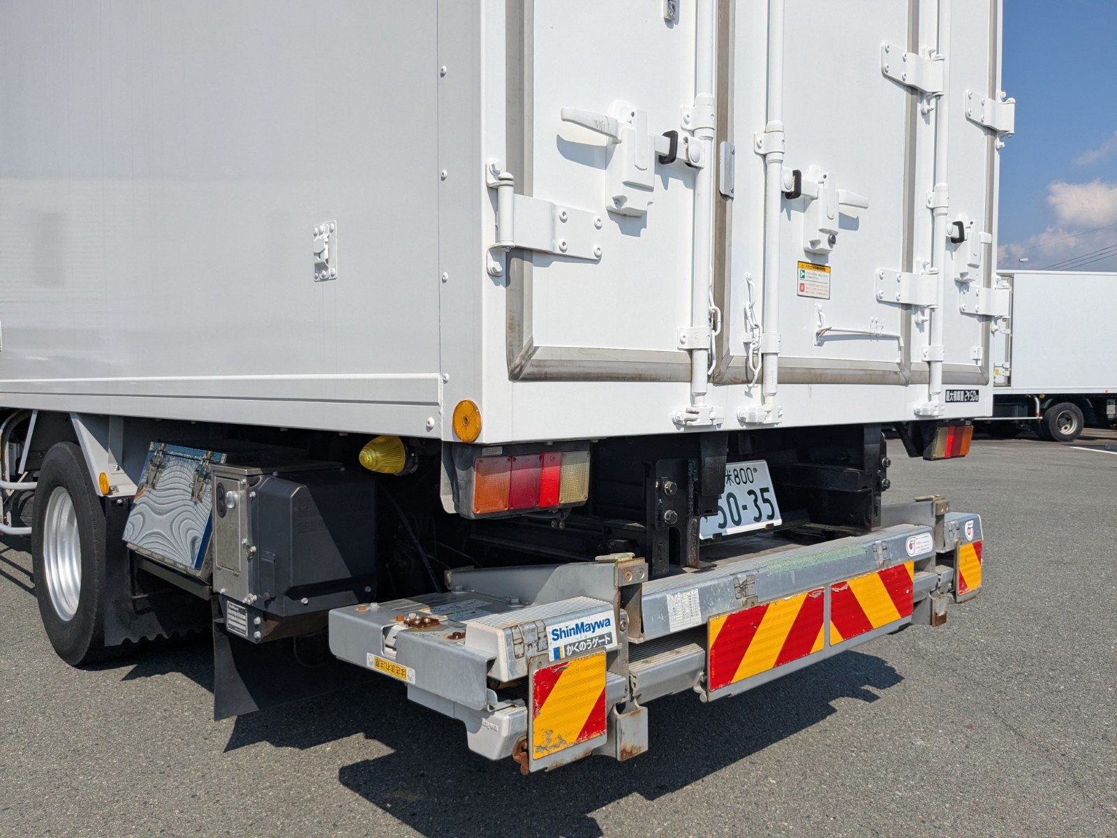 vehicle_image_20260502132815R5xbHRhZaS.jpg