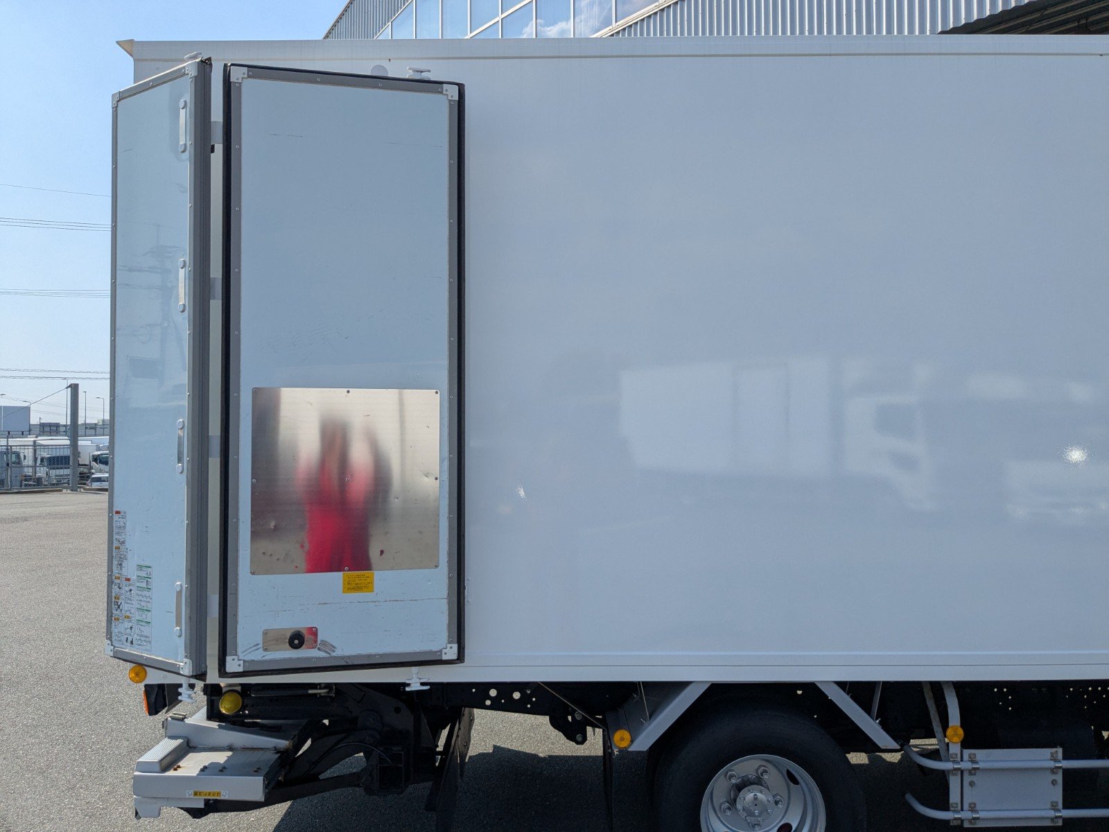 vehicle_image_20260502132815leQbswICLG.jpg