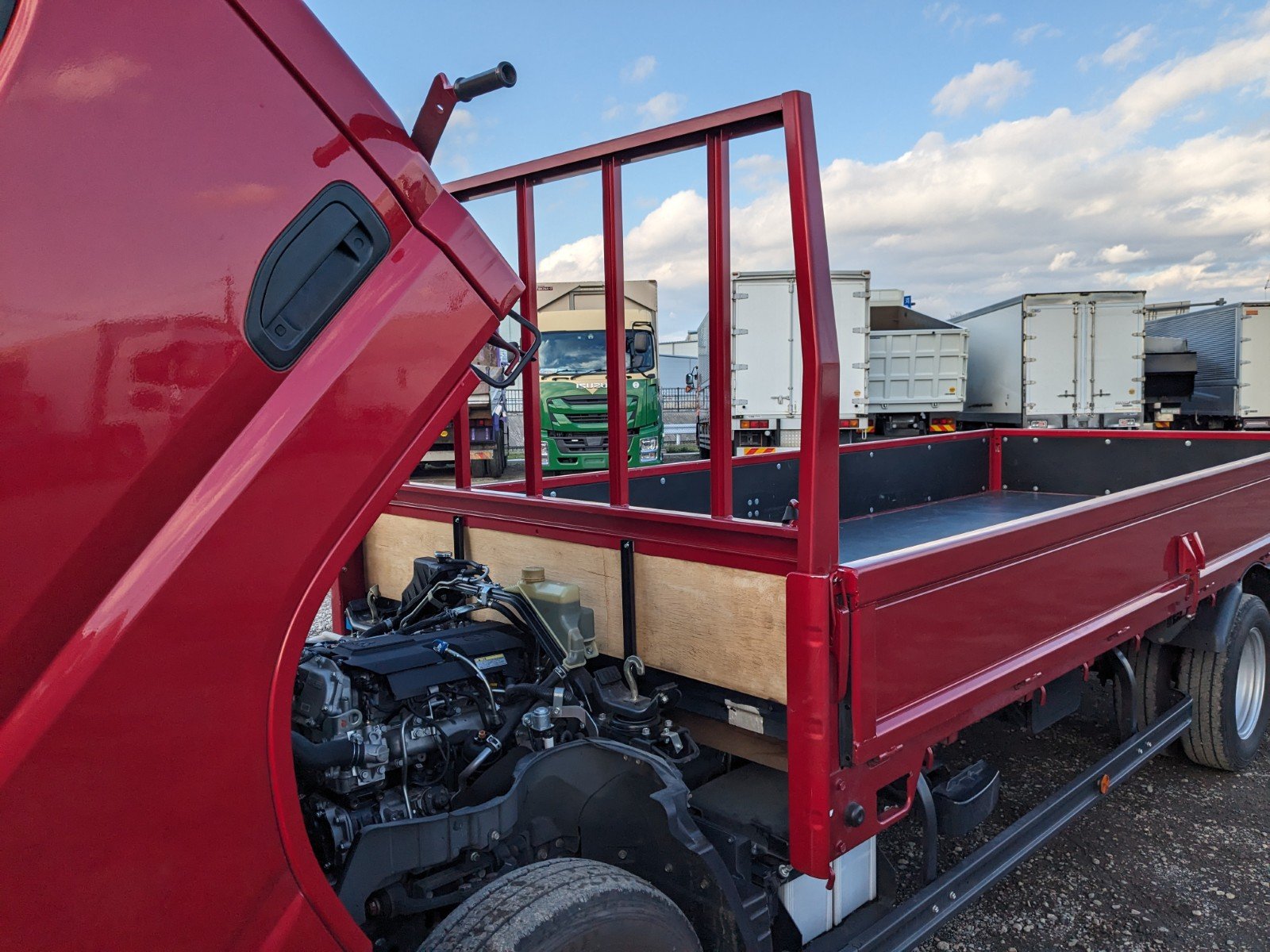 vehicle_image_20260312093114B0vYJlTrdL.jpg