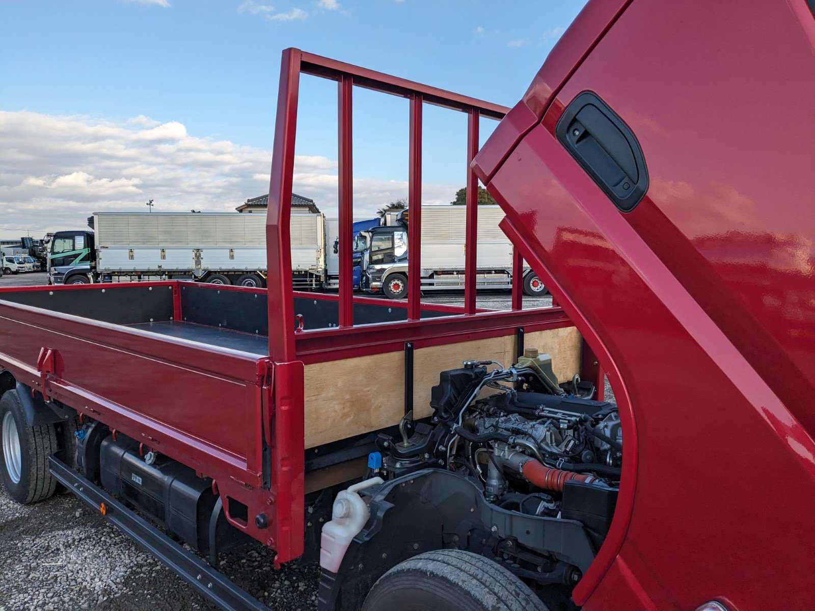 vehicle_image_20260312093114cTNuy5X1Xe.jpg