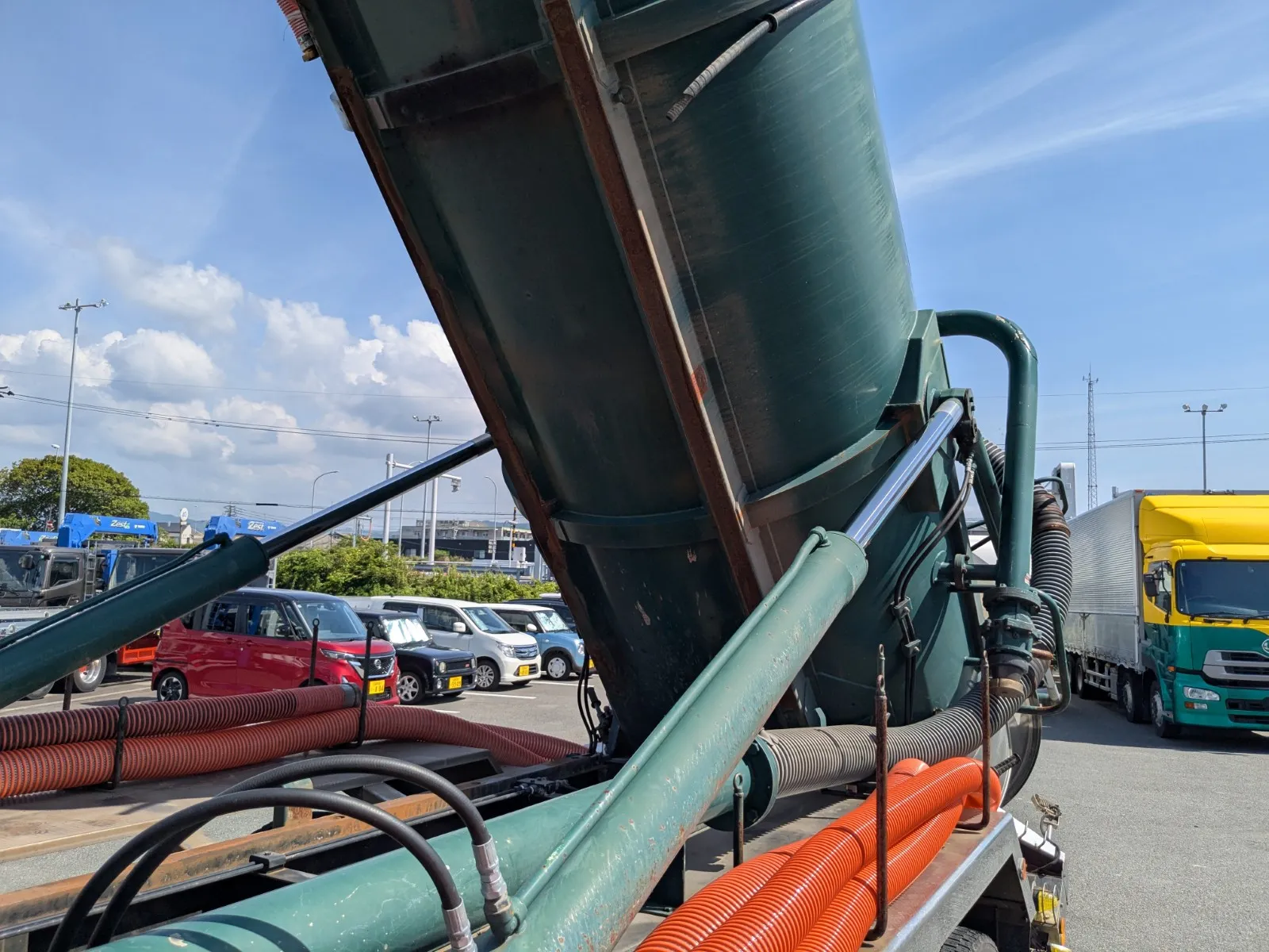 vehicle_image_20260714112102r6i4LM9b0Z.webp