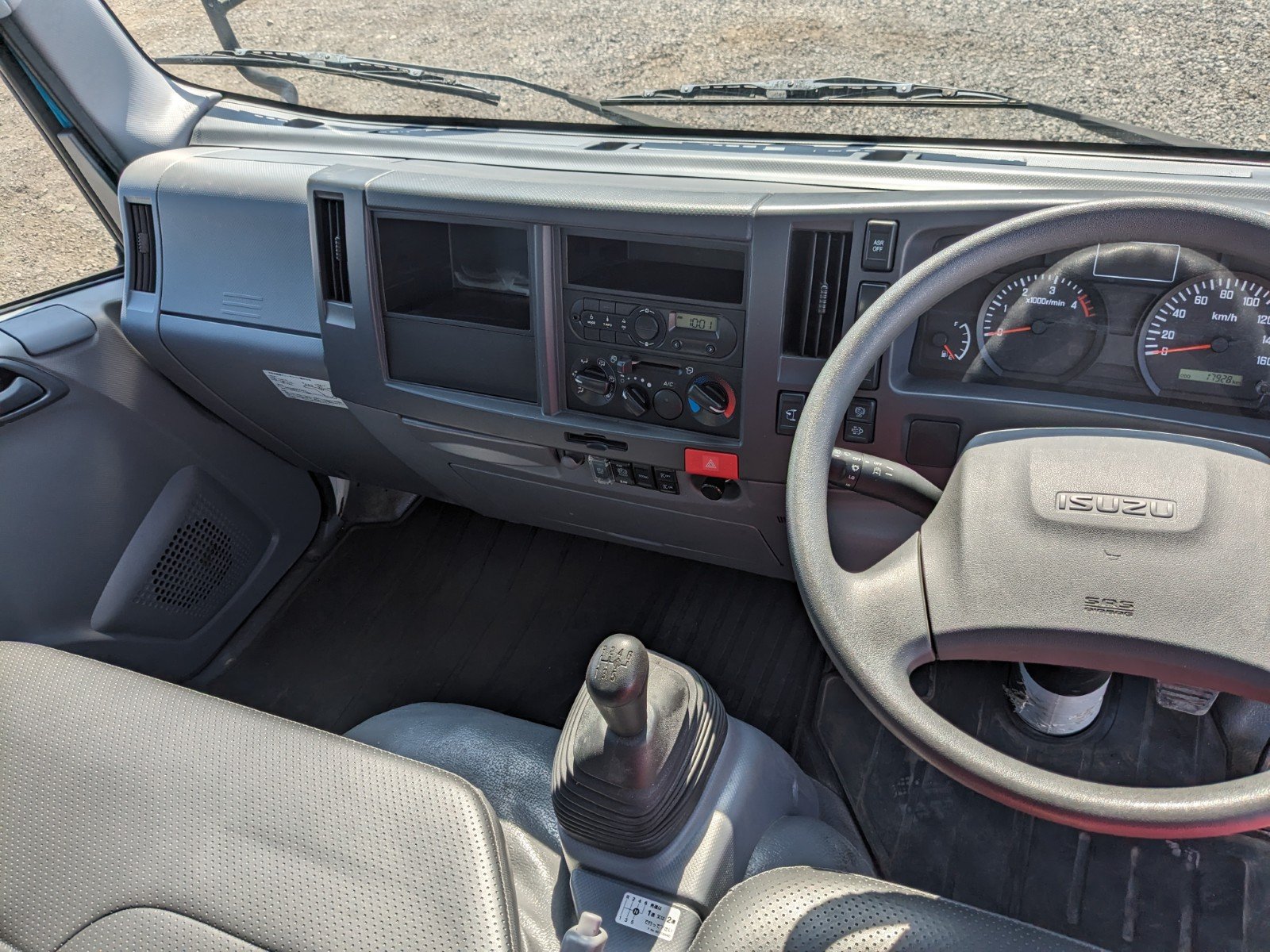vehicle_image_20260401092215u3K9Tx7dQo.jpg