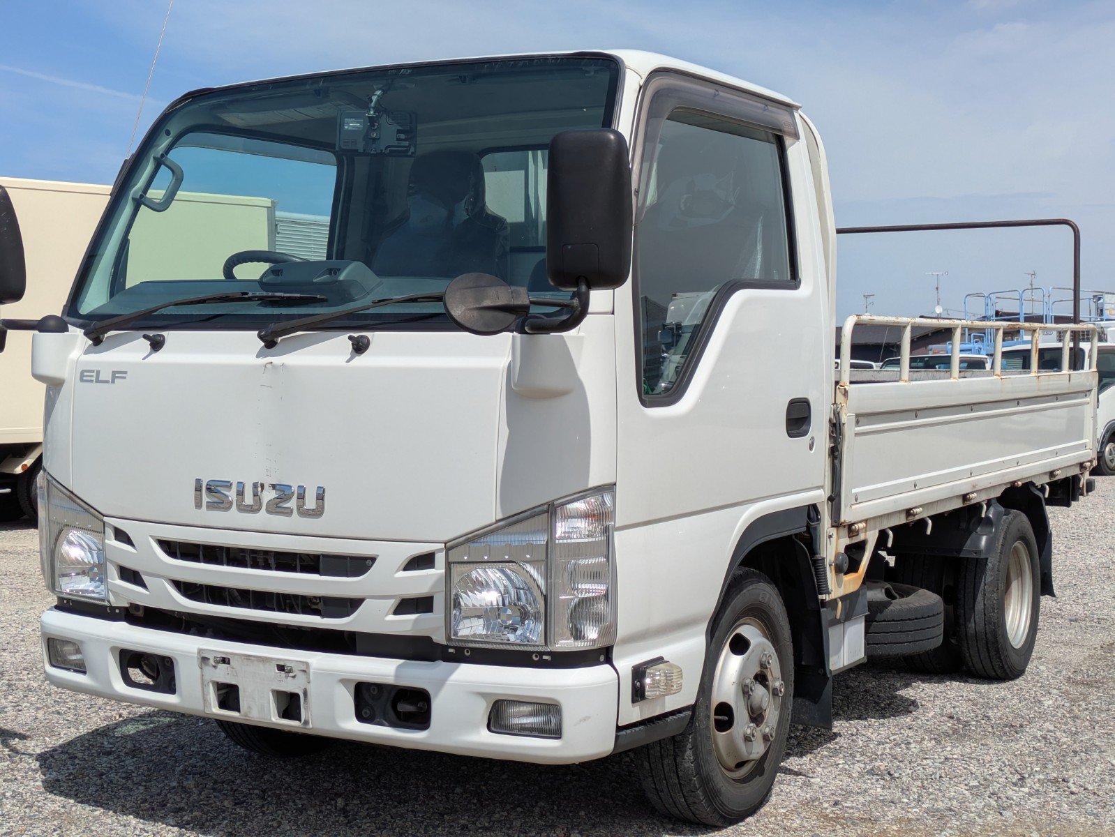 vehicle_image_20260407090602oAuPpbUjFy.jpg