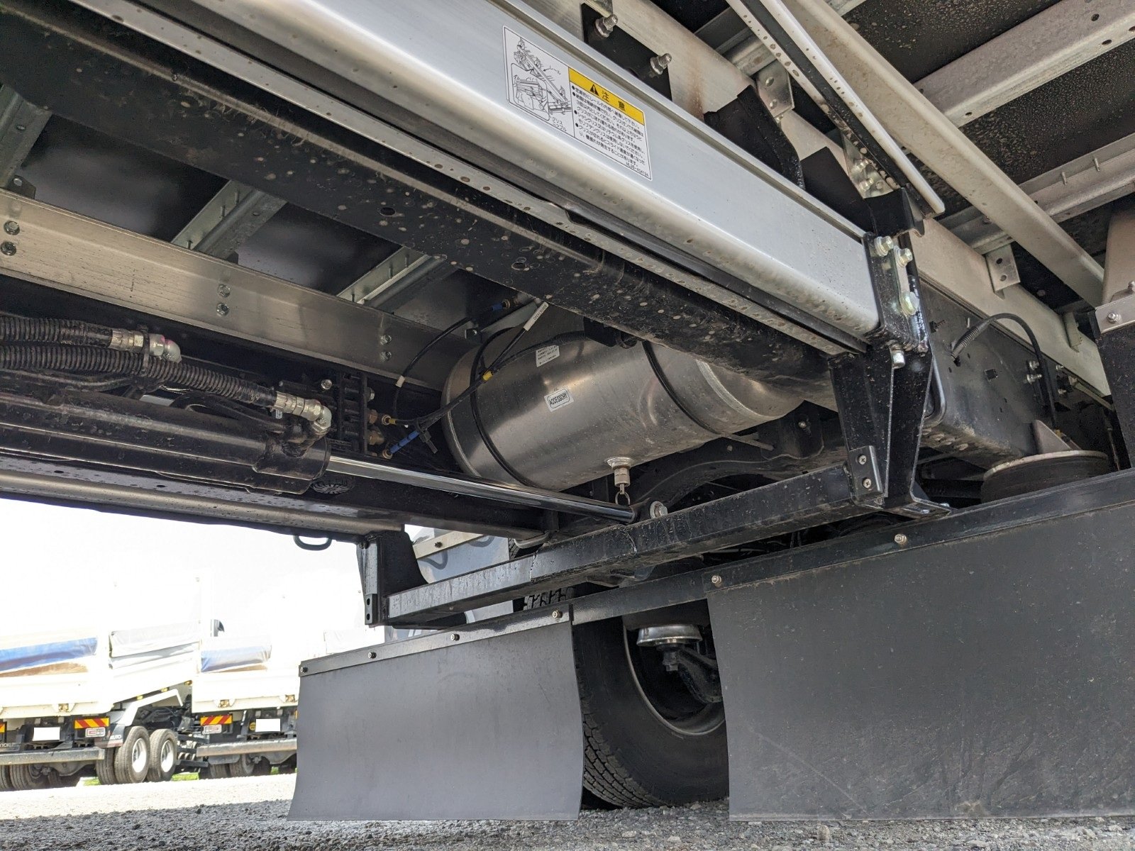 vehicle_image_20260420160908wdGAaugZsq.jpg