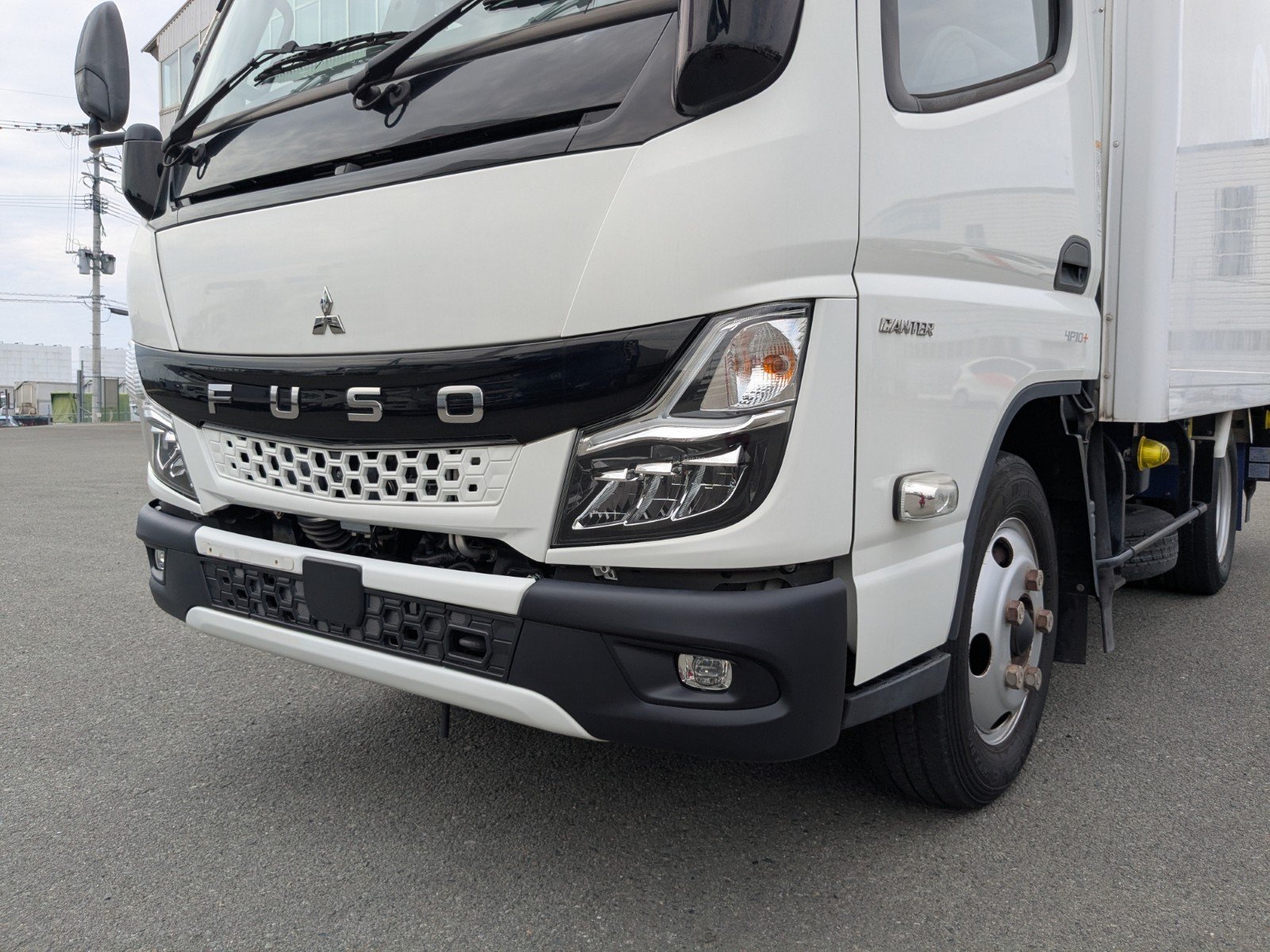 vehicle_image_20260404163124L9vvvG4QUD.jpg
