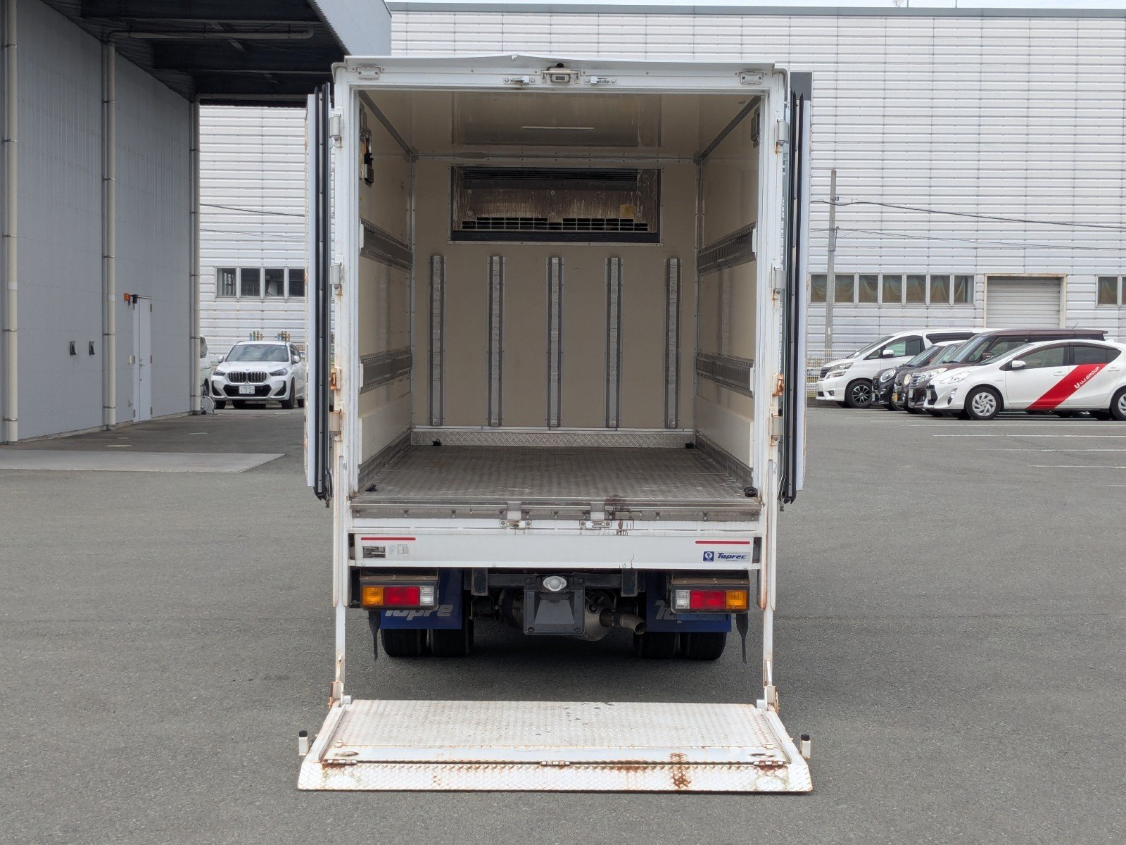 vehicle_image_20260404163124NsGNoGZRTU.jpg