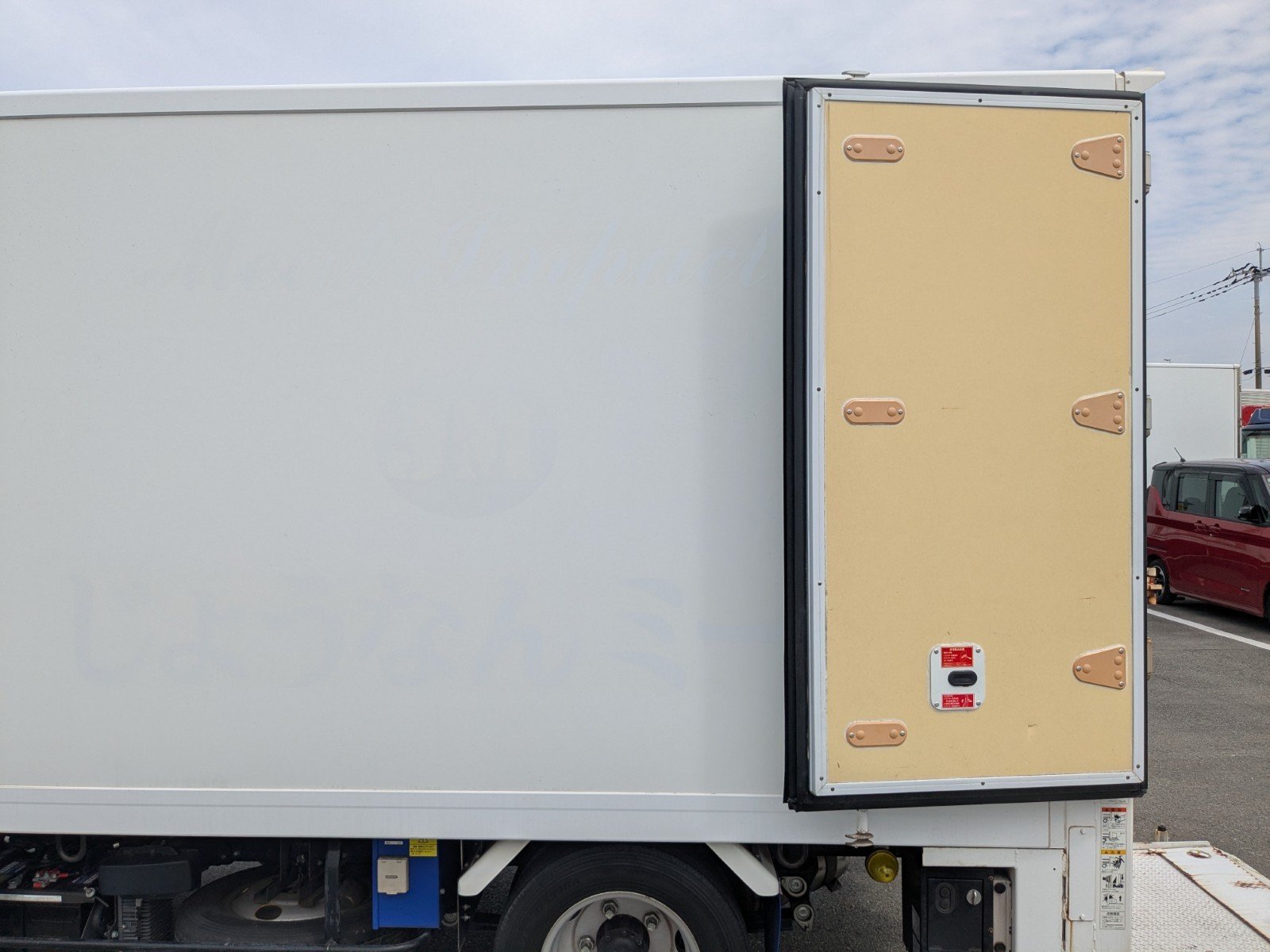 vehicle_image_20260404163124U2ZSMfPfcf.jpg