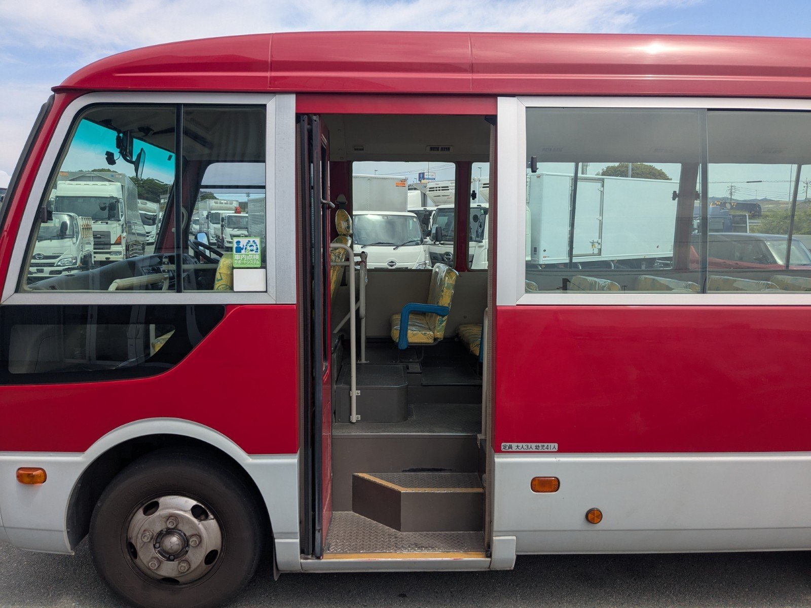 vehicle_image_2026051510025400scgJnrJf.jpg
