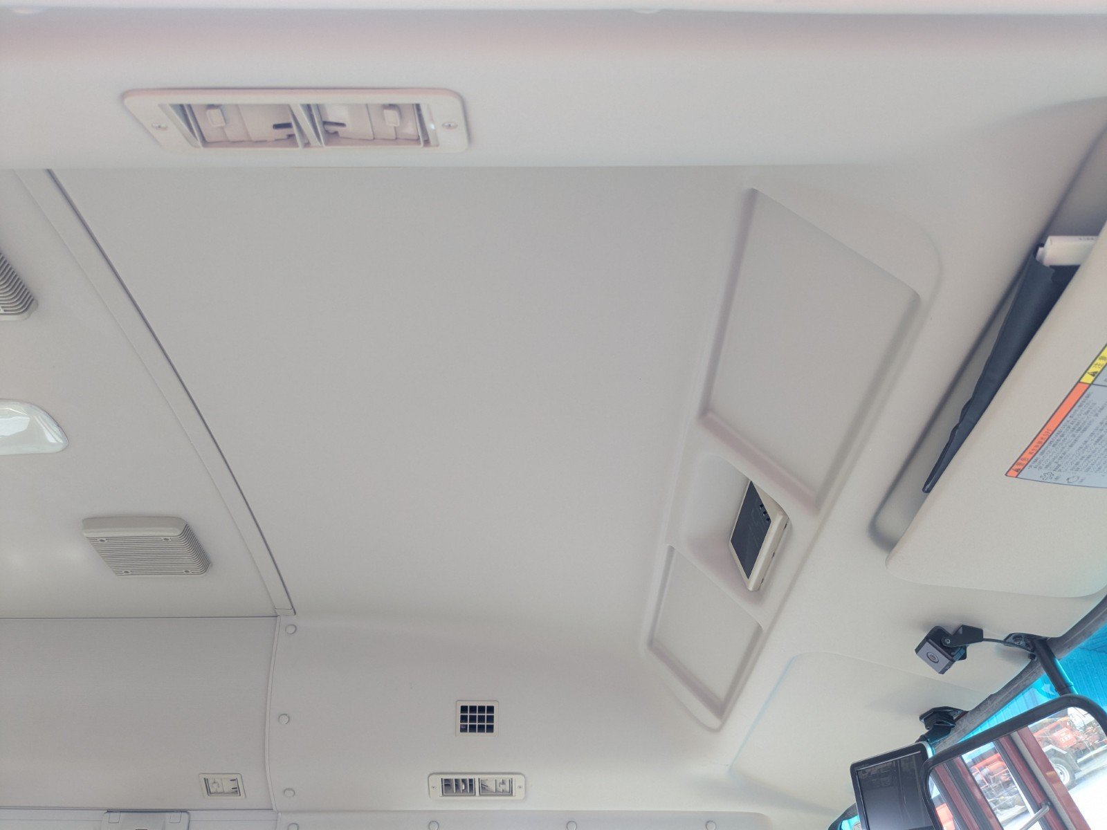 vehicle_image_20260515100254eHclp4PlyR.jpg