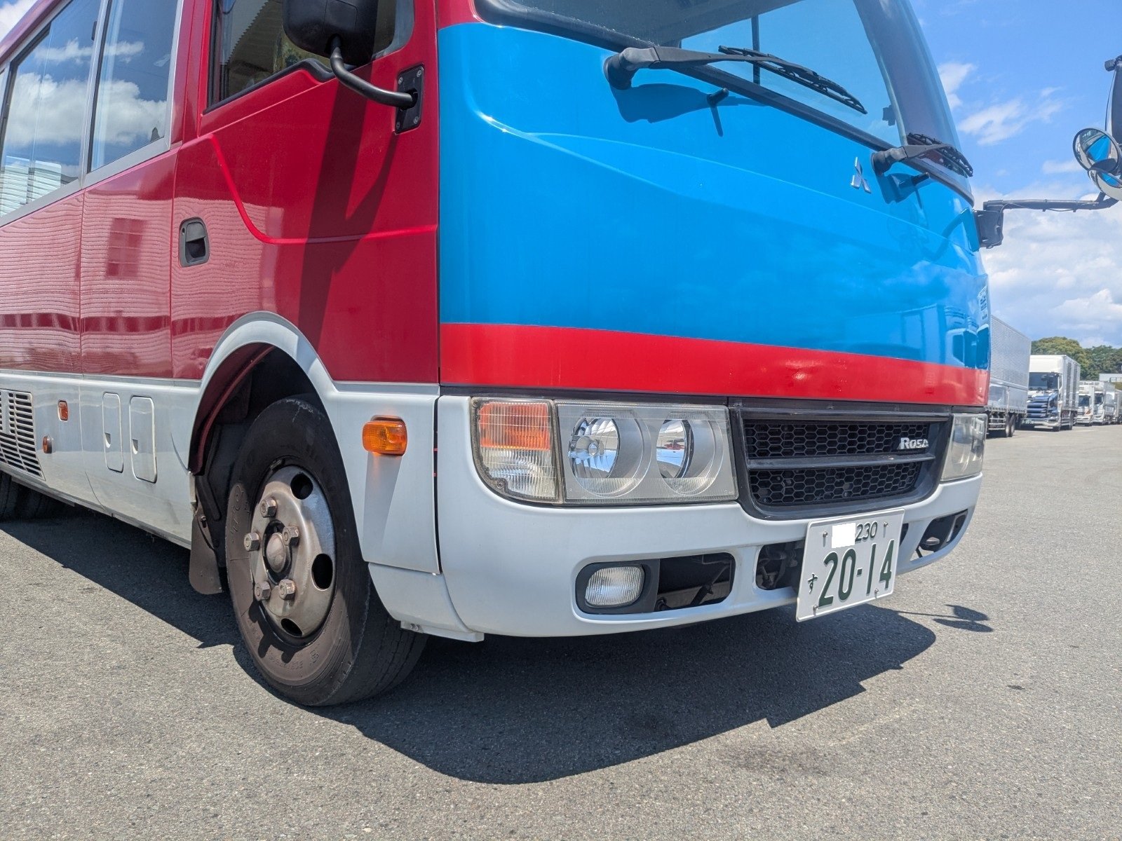 vehicle_image_20260515100254y0rBTUNdXW.jpg