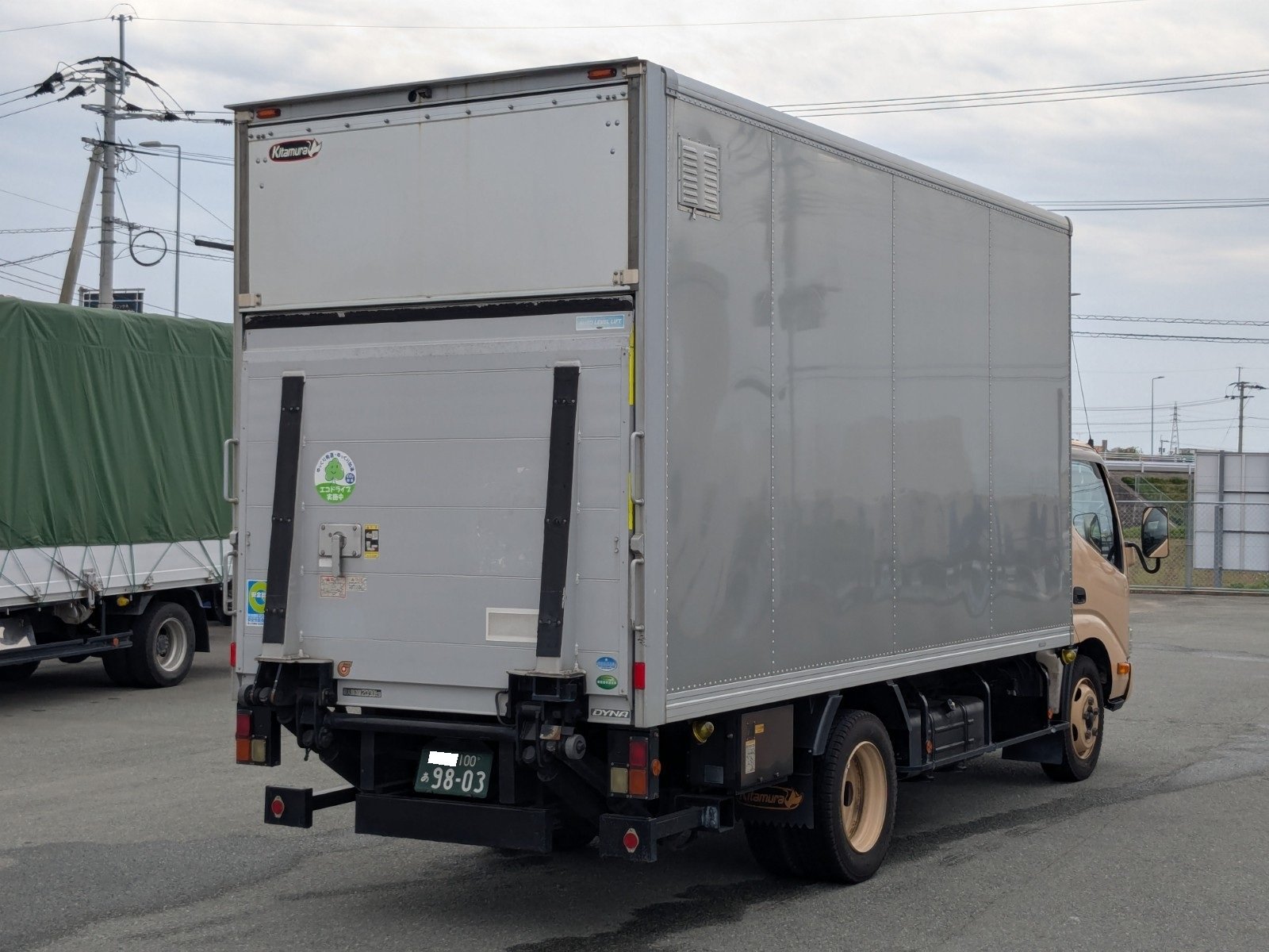vehicle_image_20260420182000F6JtEN3cUO.jpg