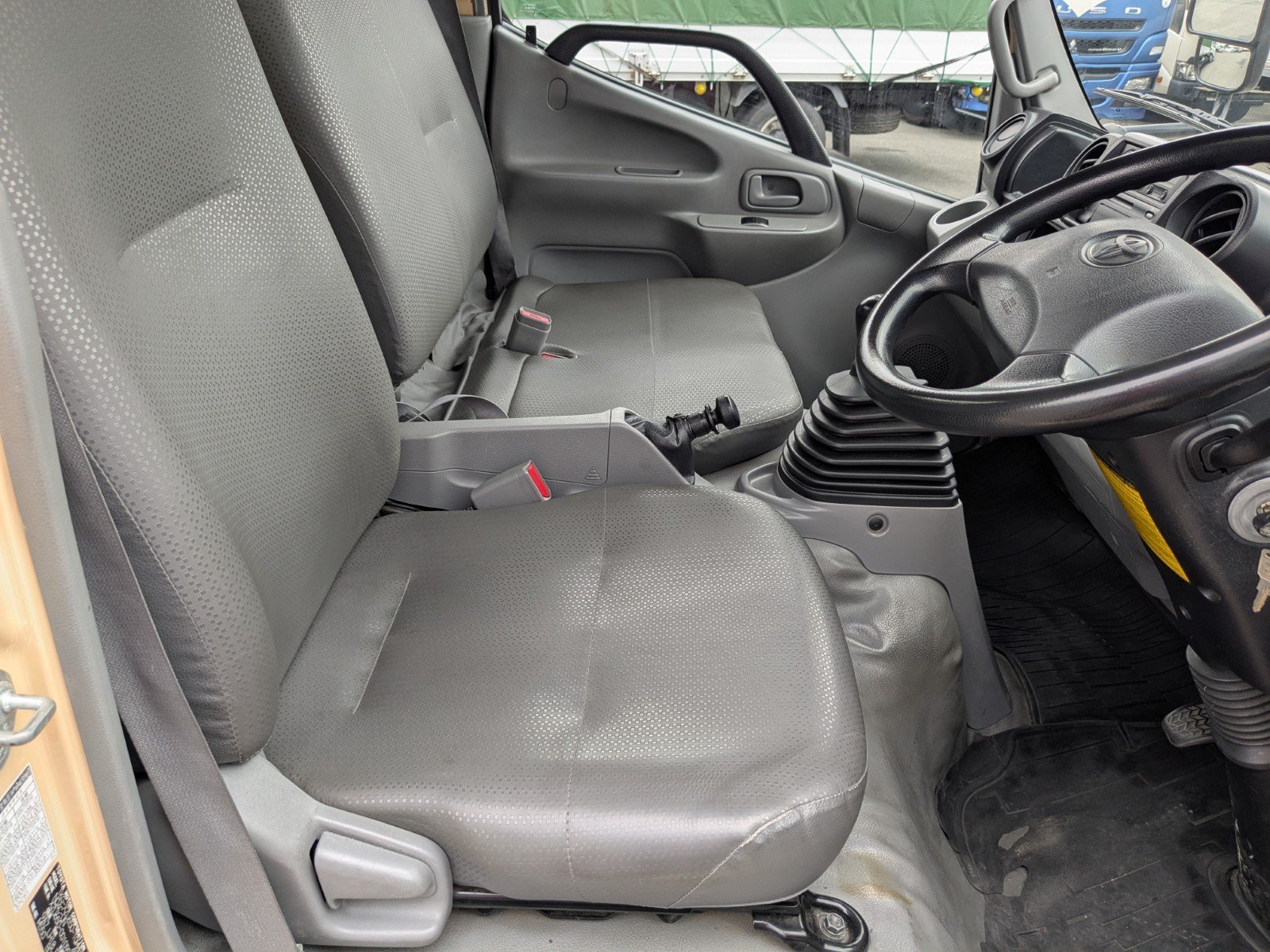 vehicle_image_20260420182000Nnvt5YQSwO.jpg