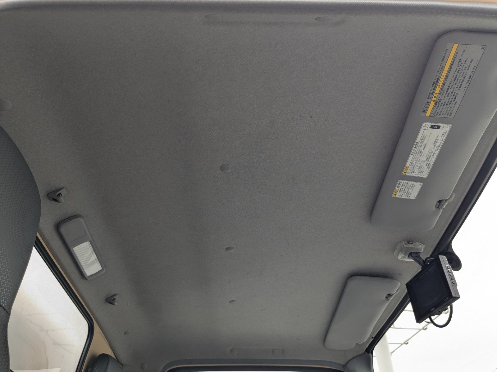 vehicle_image_20260420182000yzLtOmhrnz.jpg