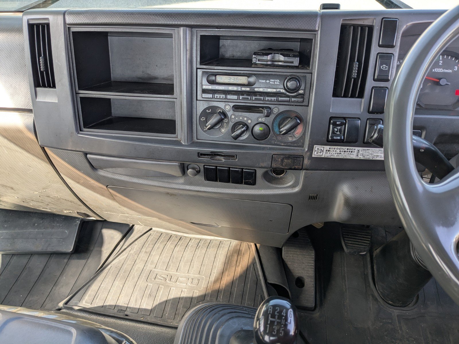 vehicle_image_20260417091527Bze8tw6PuB.jpg
