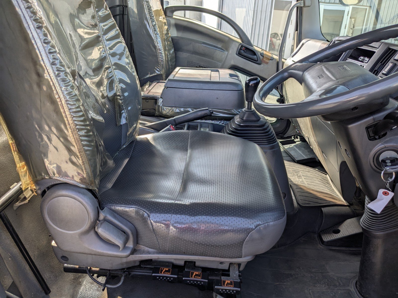 vehicle_image_20260417091527sz3jz6haT0.jpg