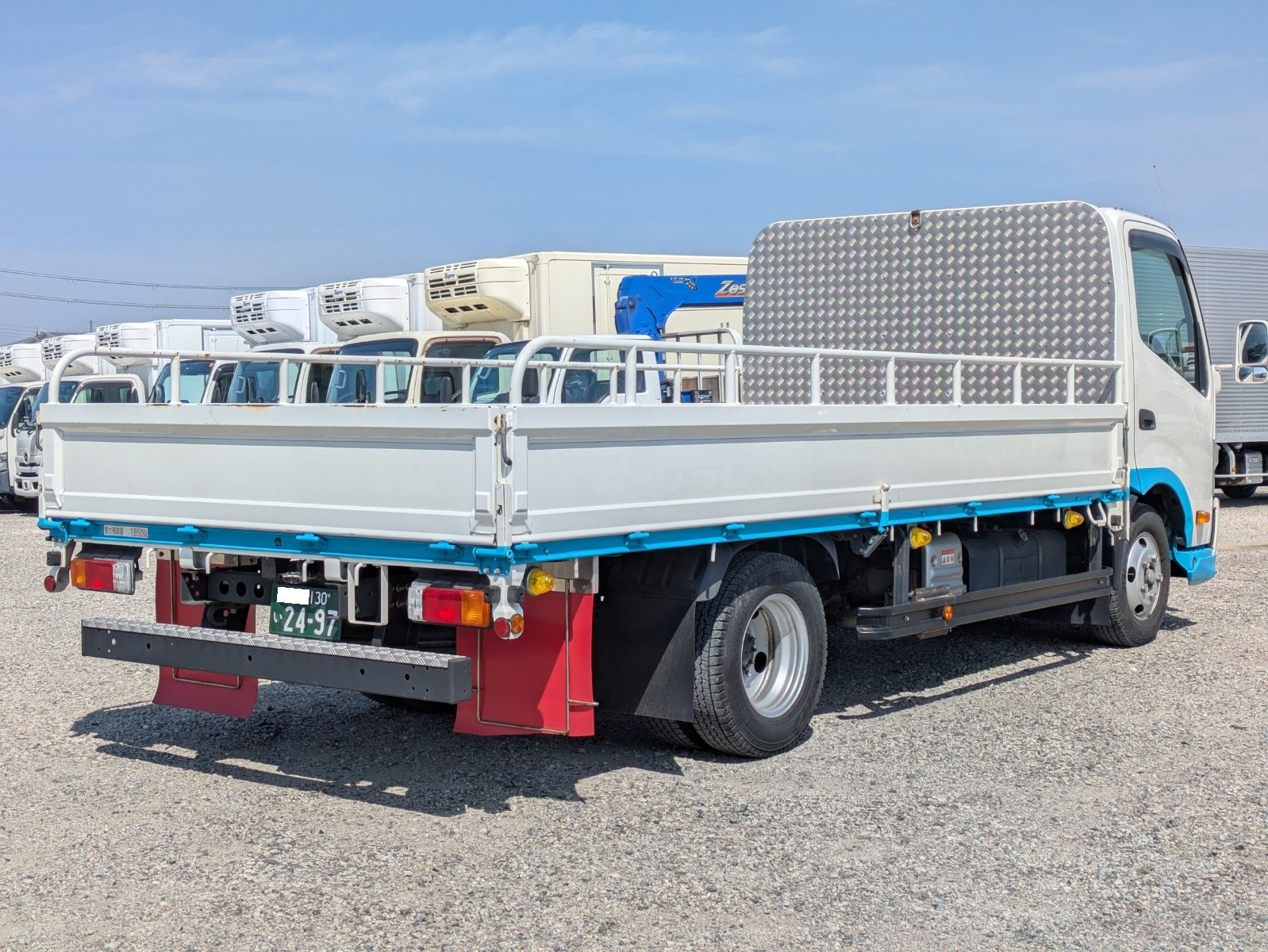 vehicle_image_20260324181735zla5tGqJOy.jpg
