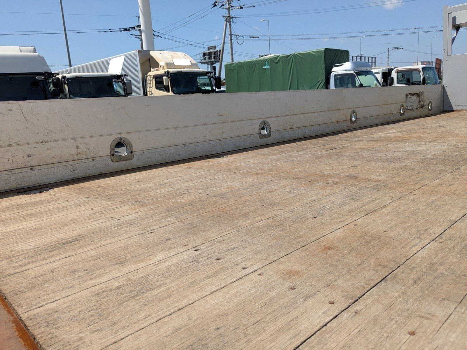 vehicle_image_20260417092459u3Tdw24DOm.jpg
