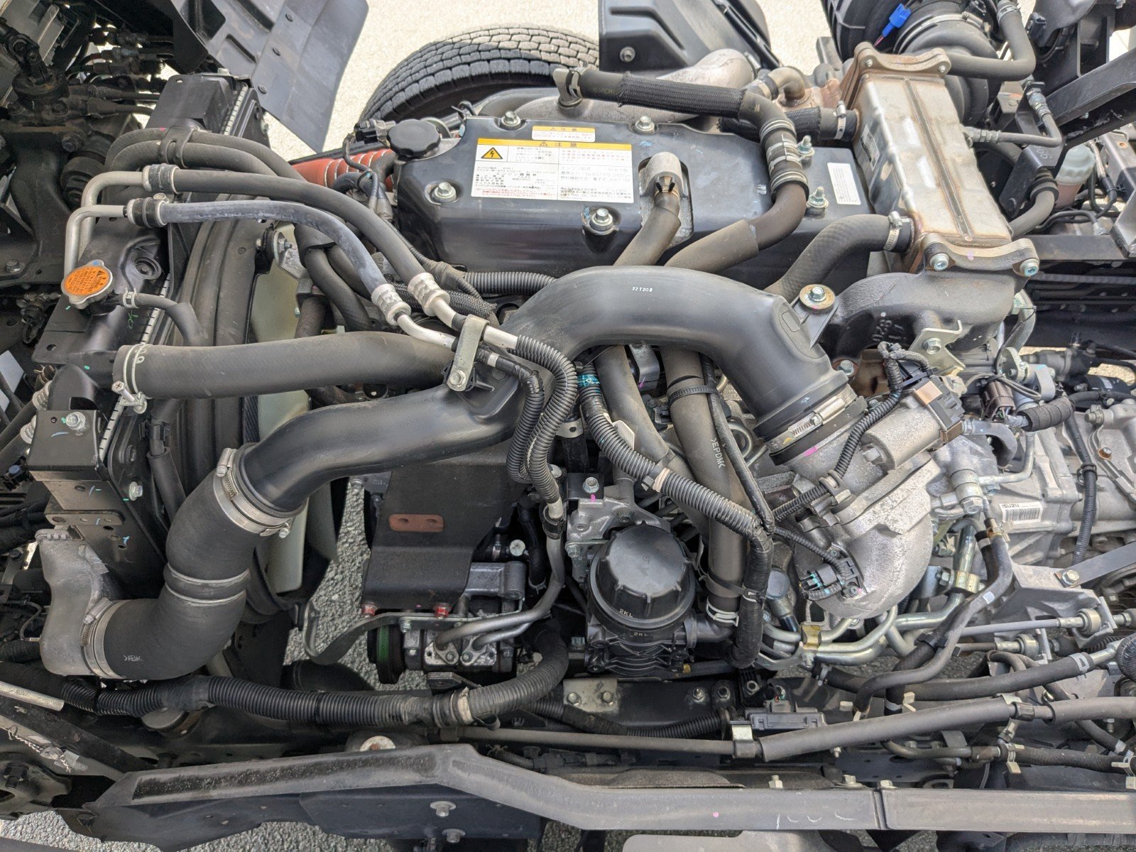 vehicle_image_20260407092653GWQJsW0che.jpg