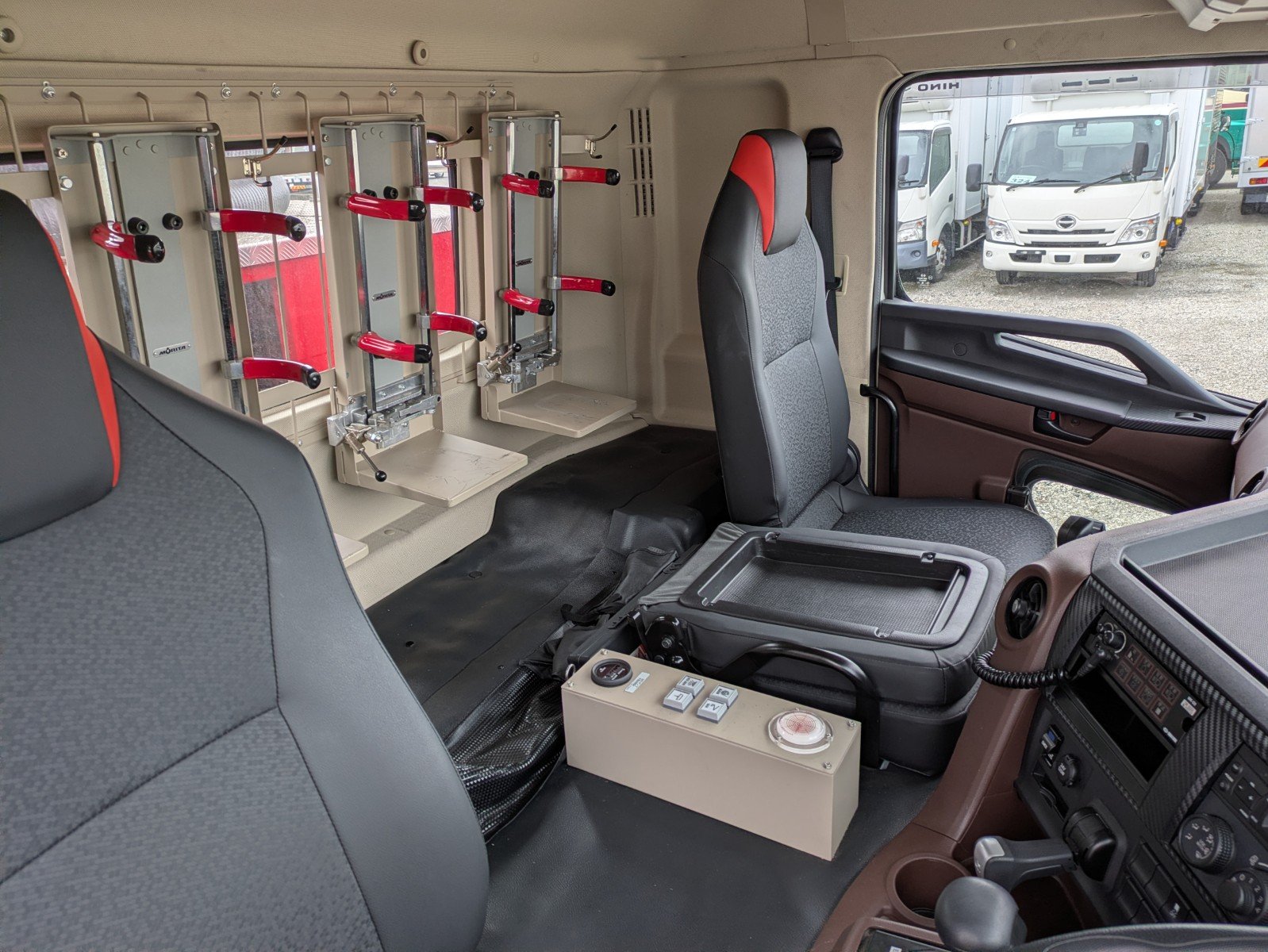 vehicle_image_20260409130641cPVDh5Xhs9.jpg