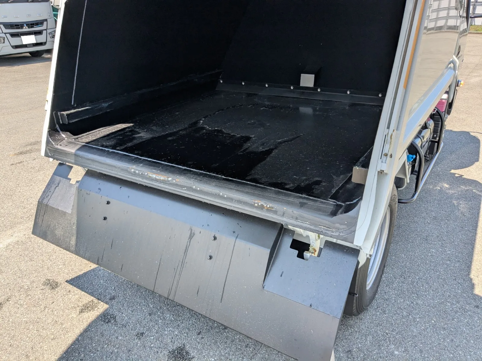 vehicle_image_20260724120001F6TbU277Sp.webp