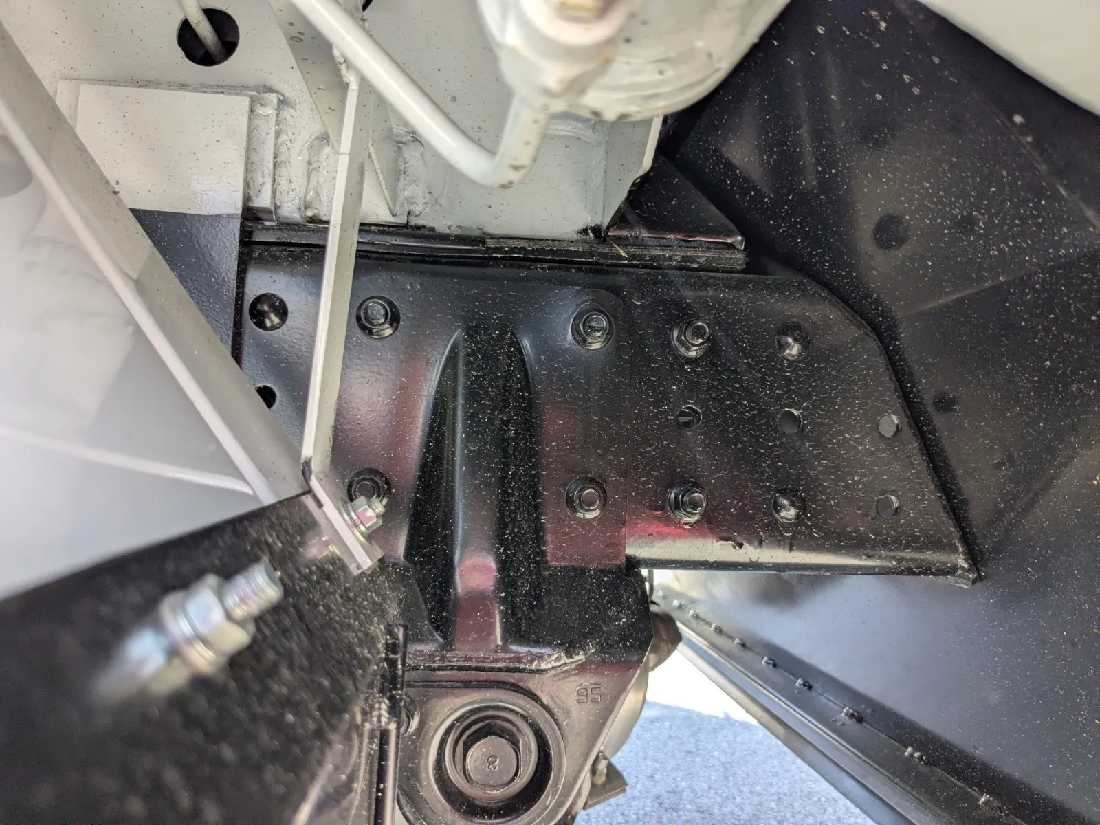 vehicle_image_20260630095201RjZg4GvQk8.webp