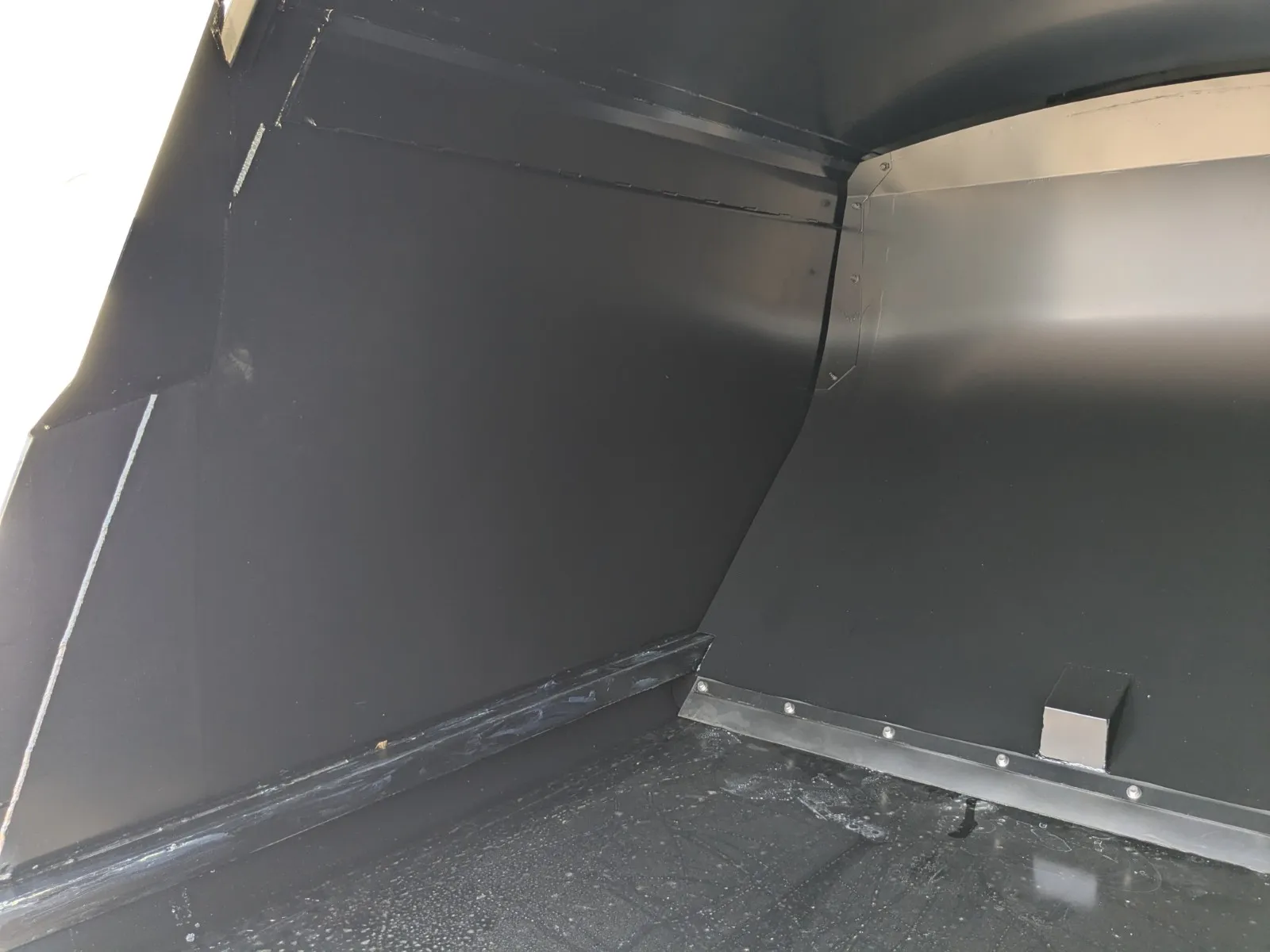 vehicle_image_20260630095211OyXxQb6OHW.webp