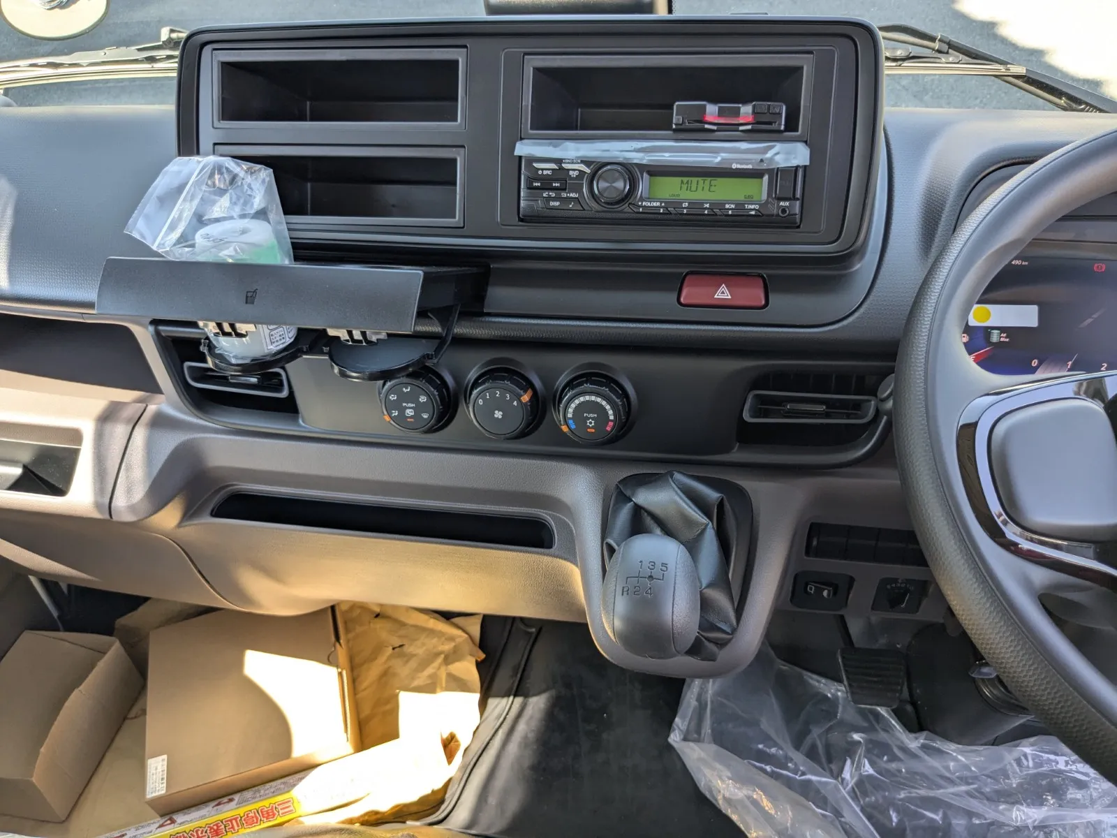 vehicle_image_20260630095217TelqQeFGQQ.webp