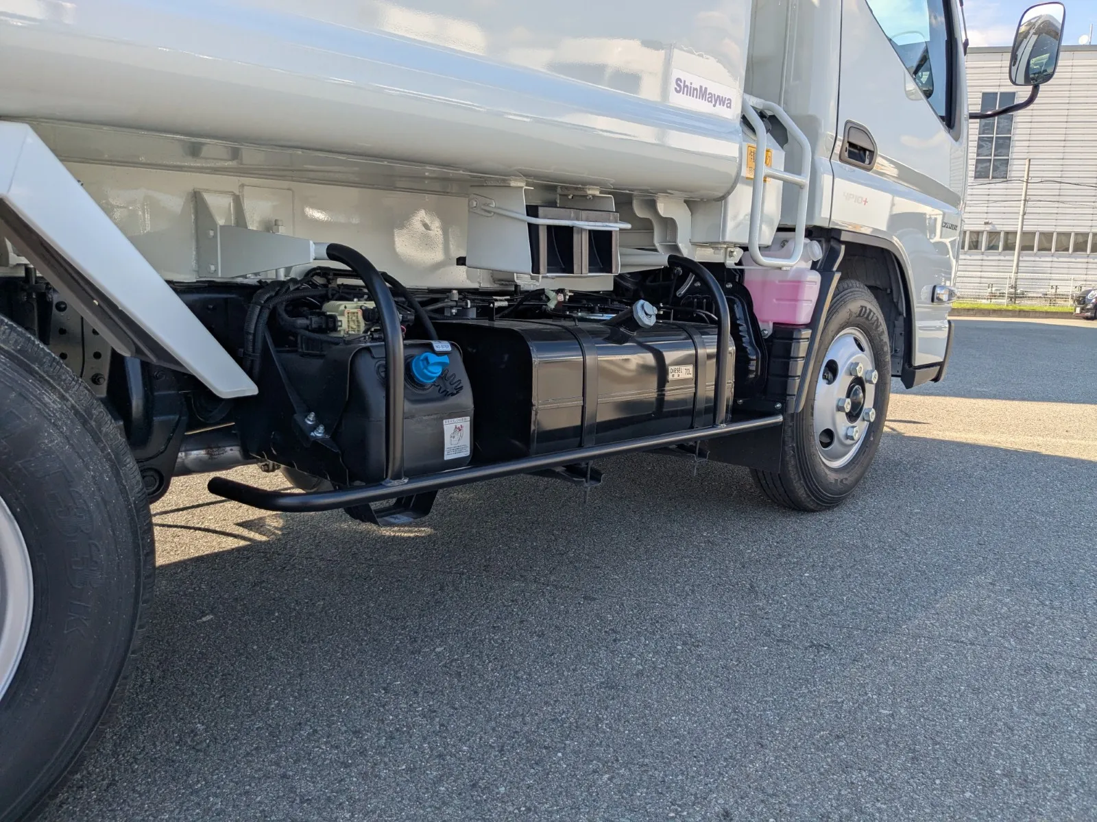 vehicle_image_202606300946102X9QZgl0tD.webp