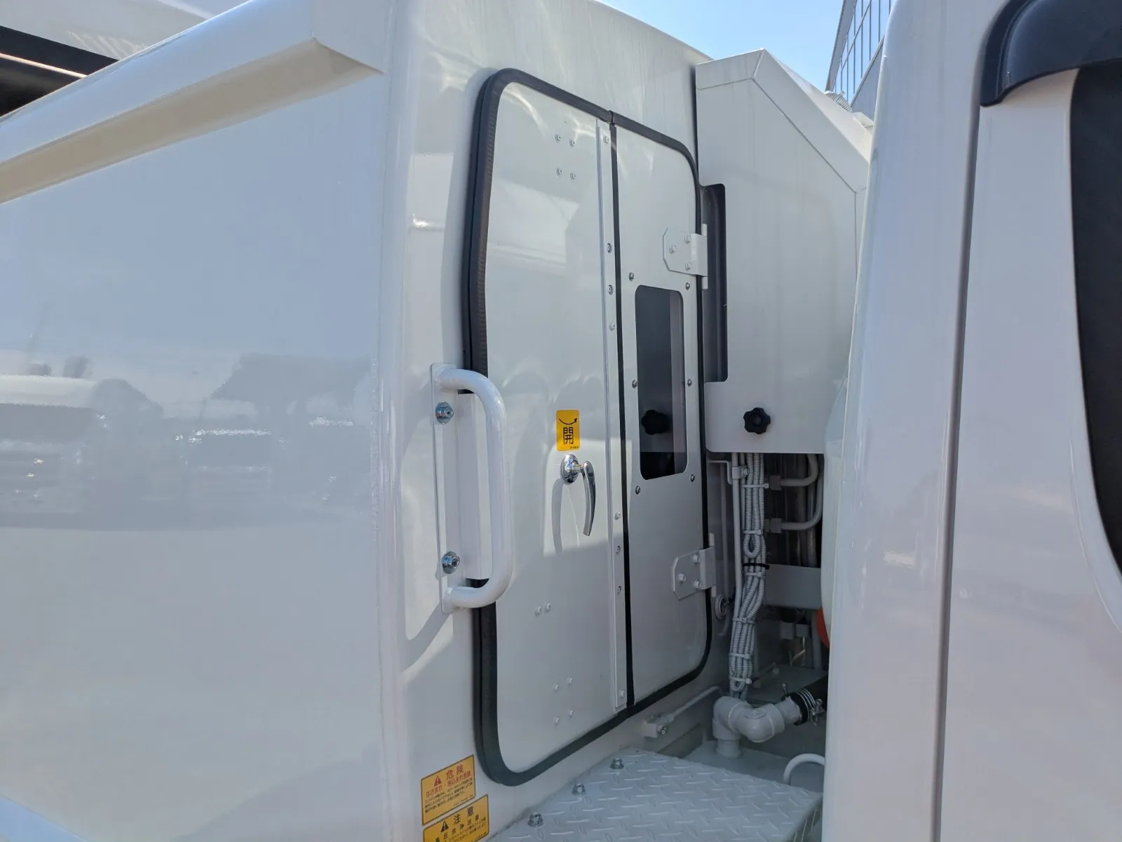 vehicle_image_20260630094612UL6b3DDZtf.webp