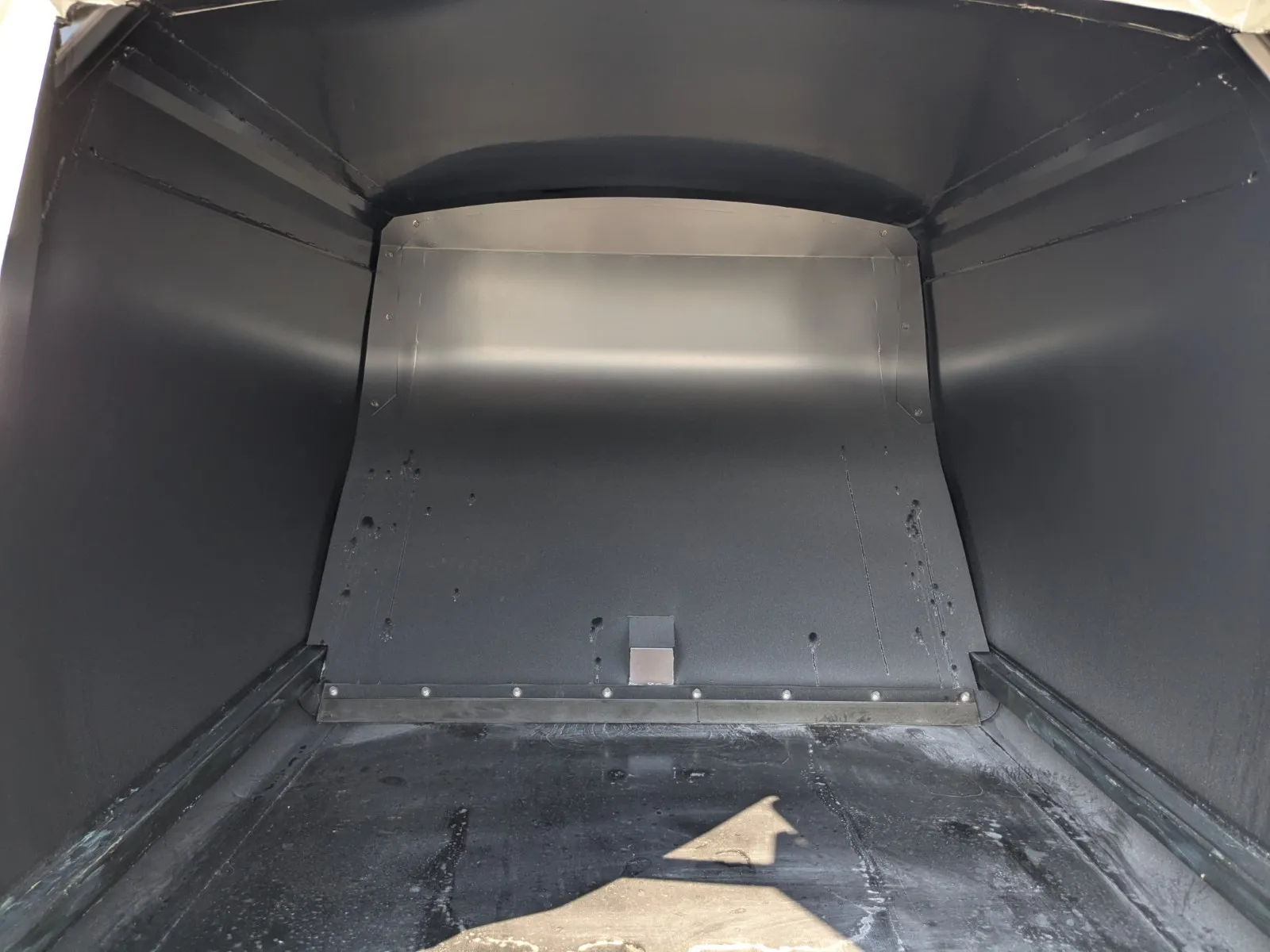 vehicle_image_202606300946136ryj7kXdDI.webp