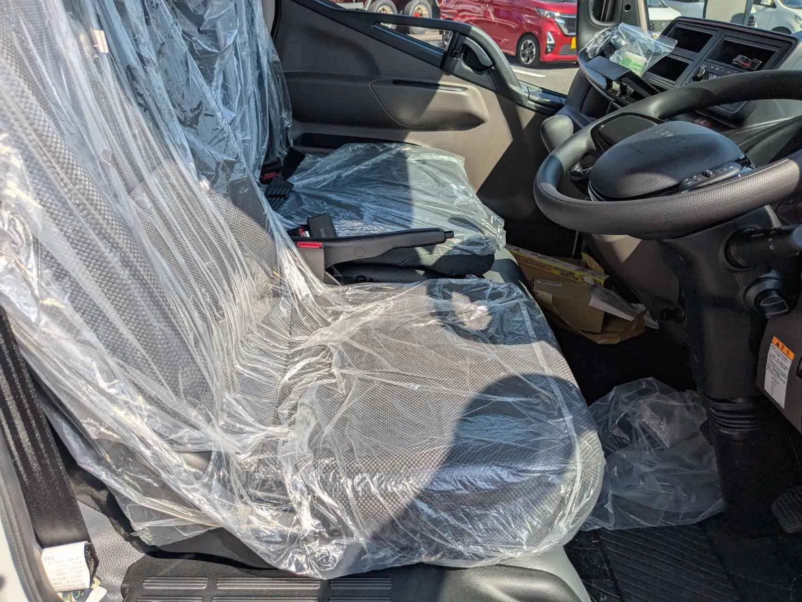 vehicle_image_20260723152726khMTwf404B.webp
