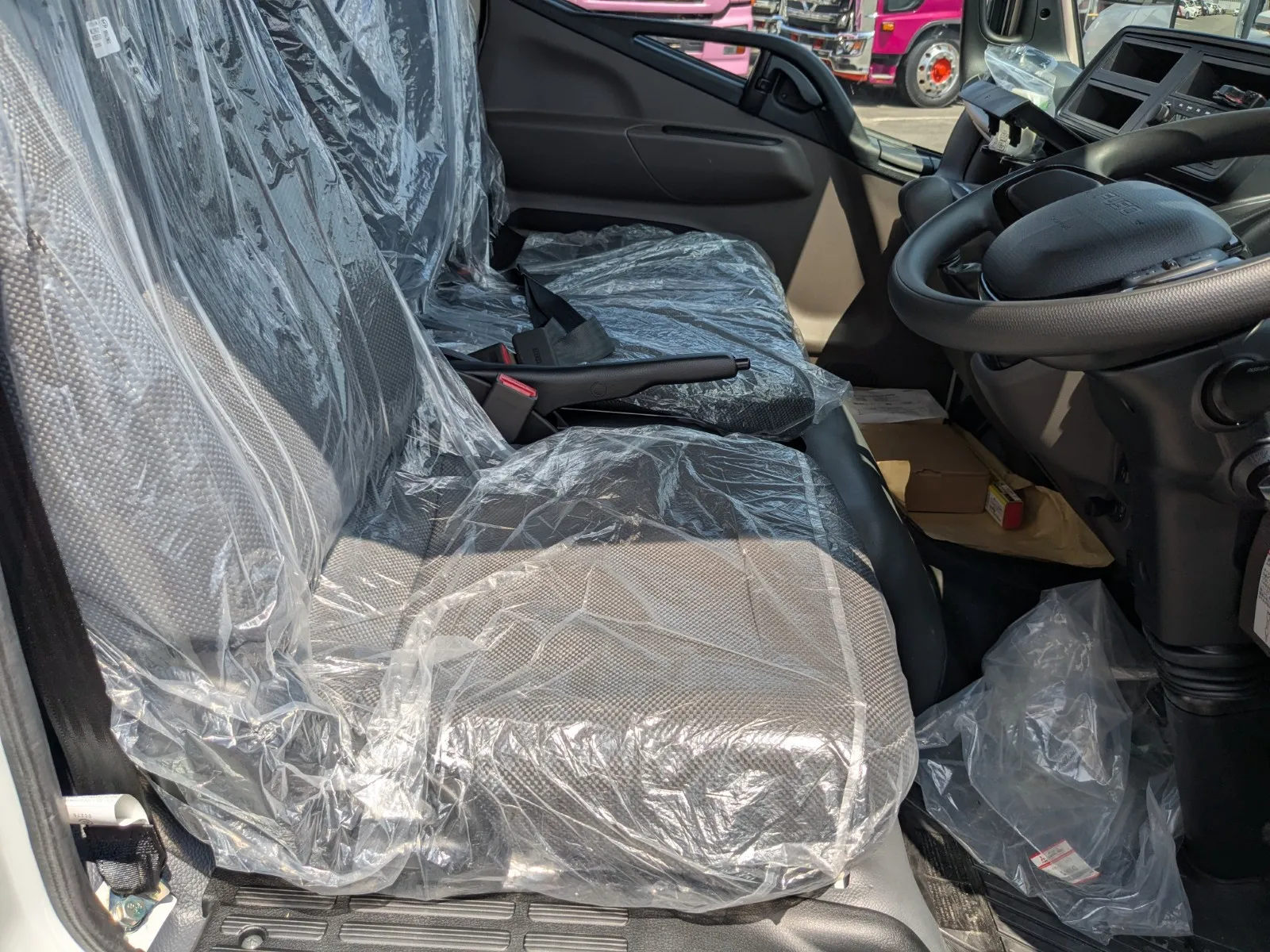 vehicle_image_20260724113831rjvdy5bv1X.webp