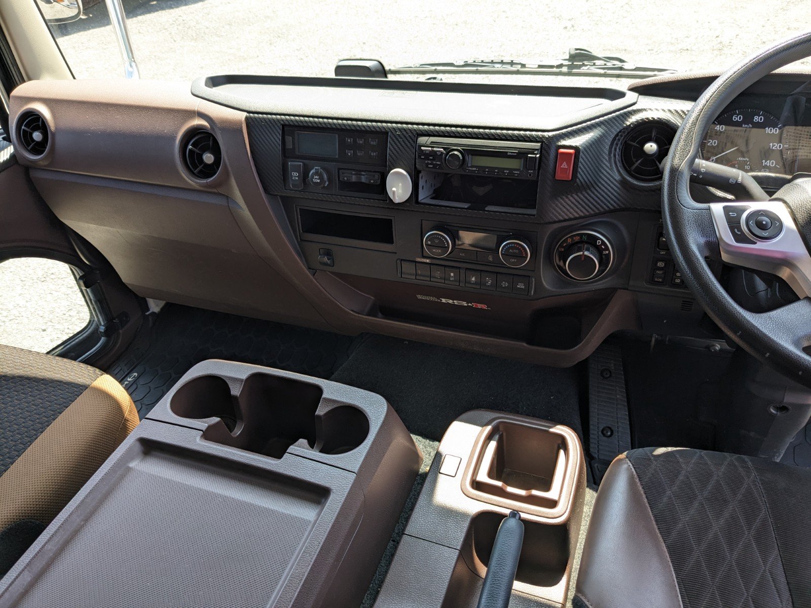 vehicle_image_20260422112736gc3qMjCywY.jpg
