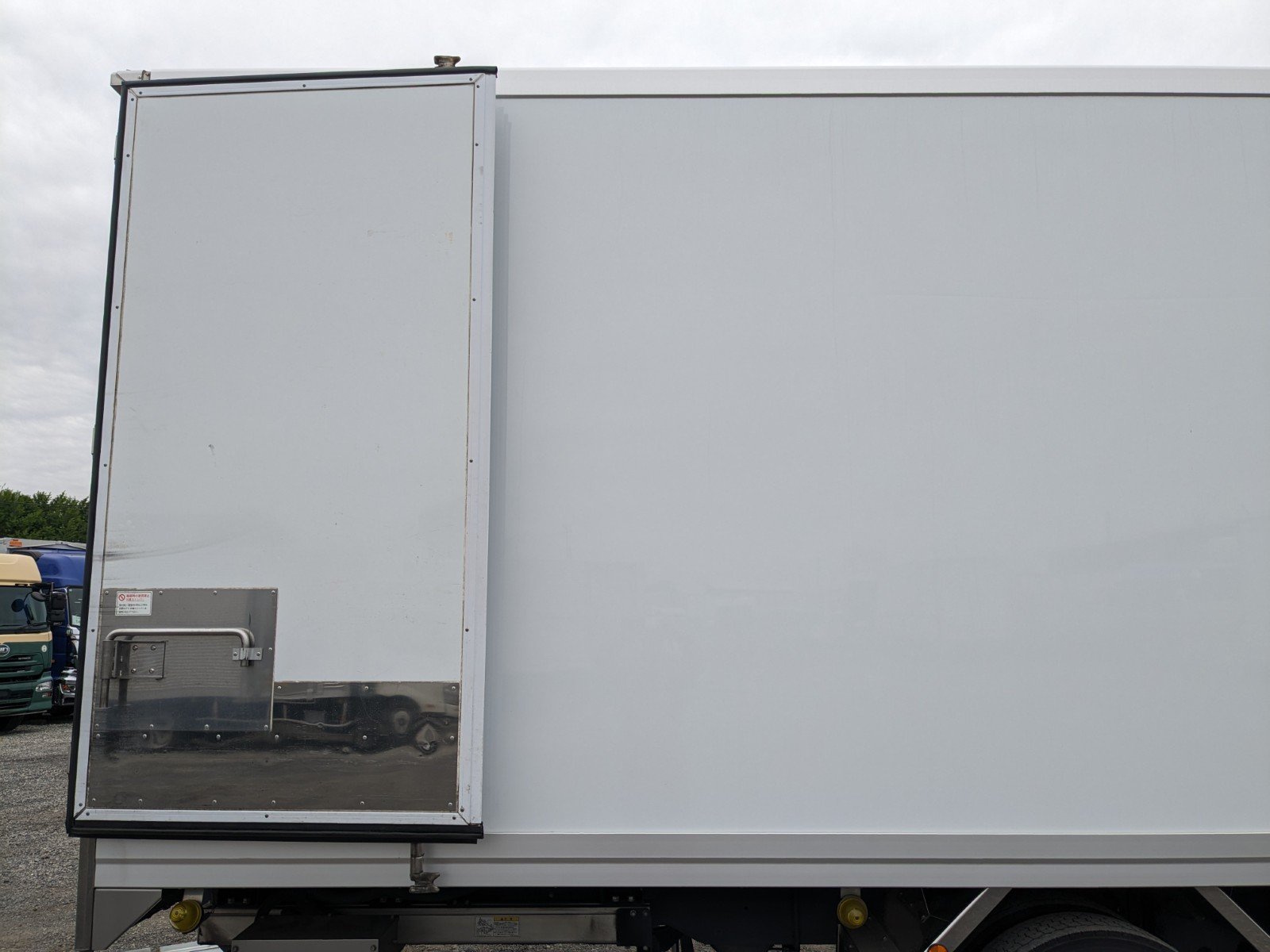 vehicle_image_20260501130747B0Gy6lkRDZ.jpg