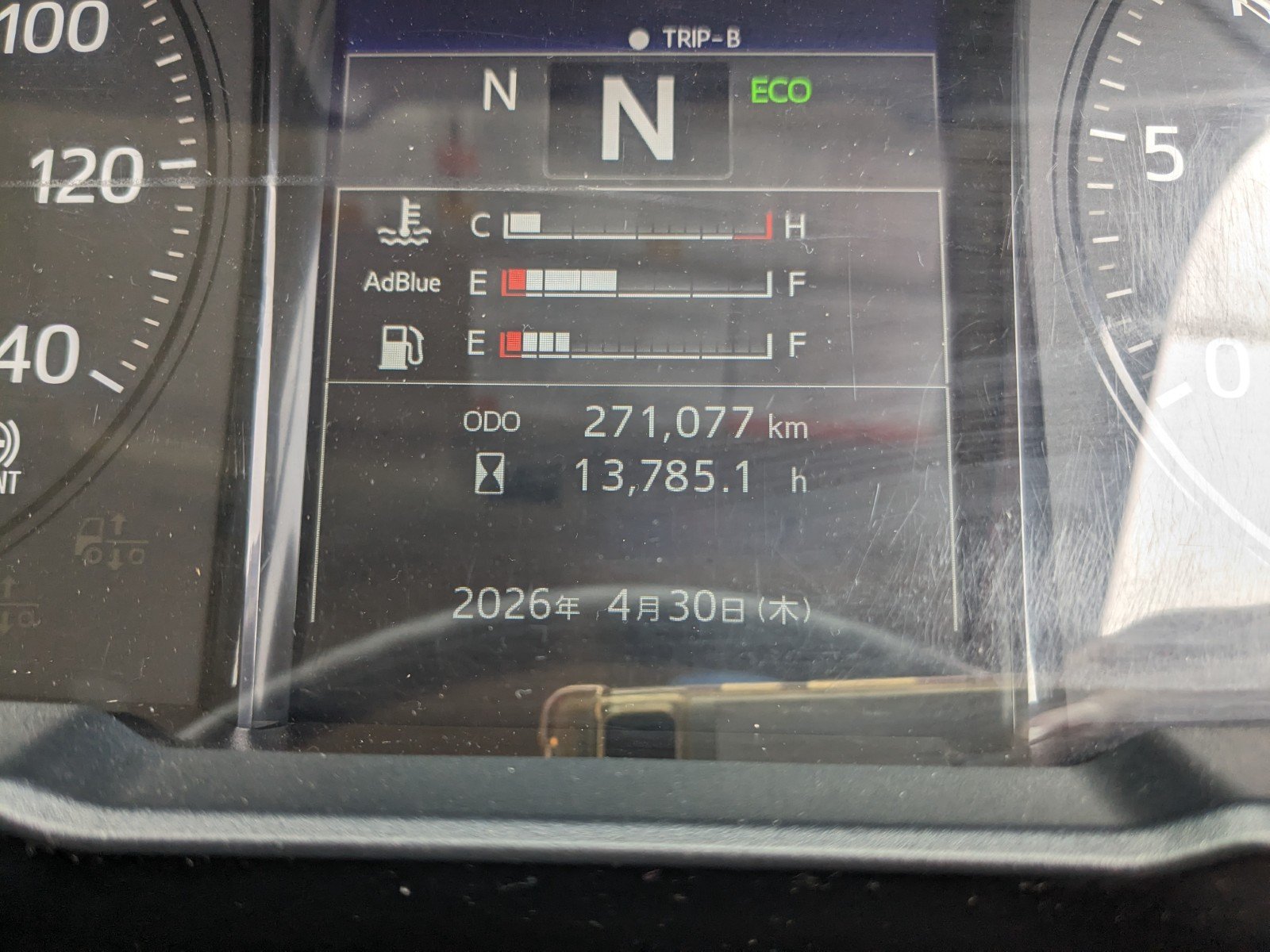 vehicle_image_20260501130747OzkF9gvzZ9.jpg