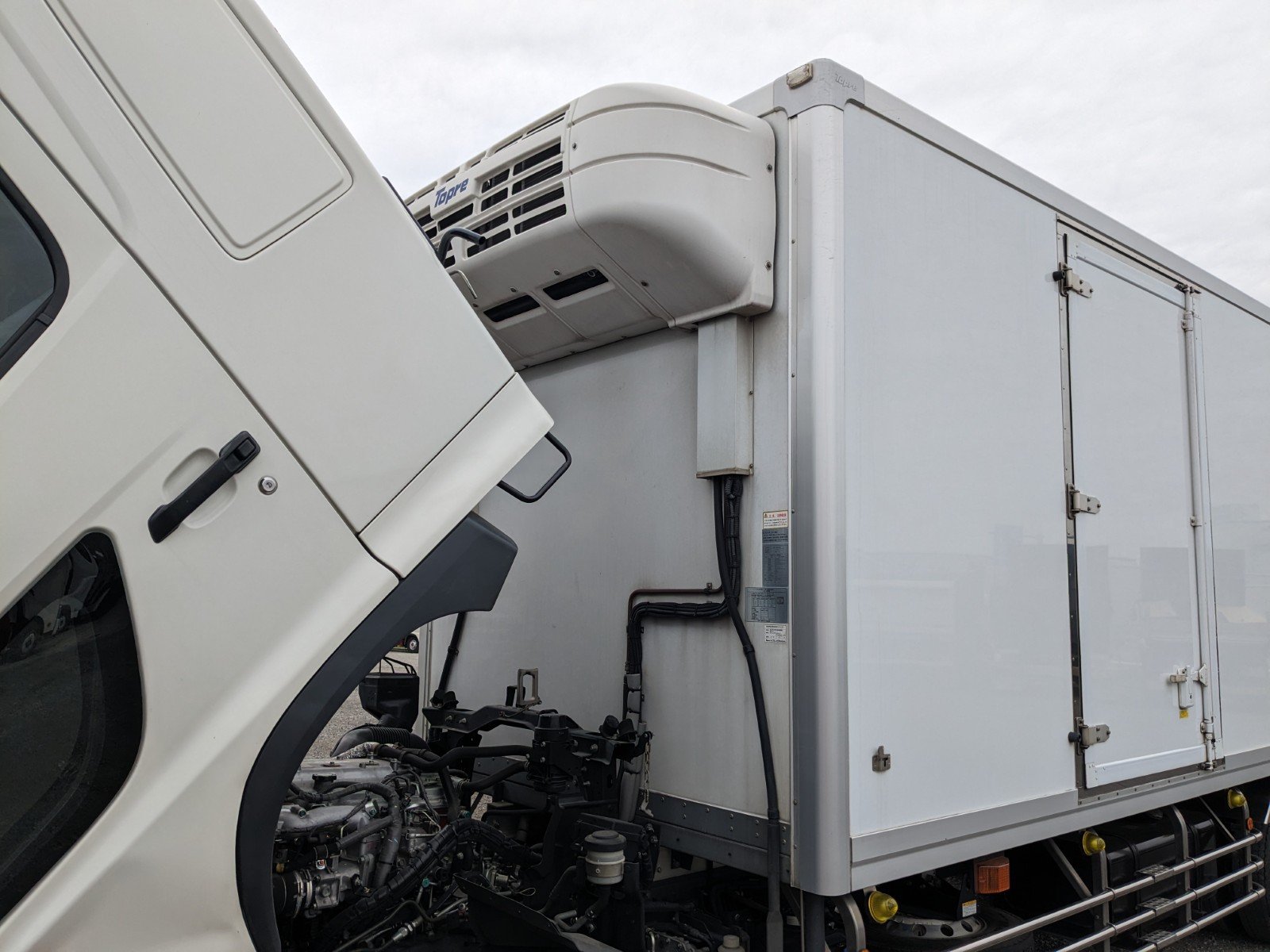 vehicle_image_20260501130747f5hjO4XXc5.jpg