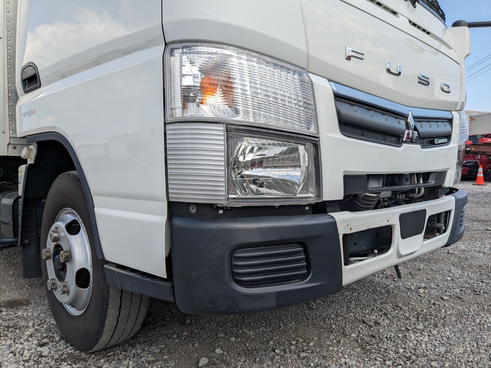 vehicle_image_20260502140457wIaogVcqJX.jpg