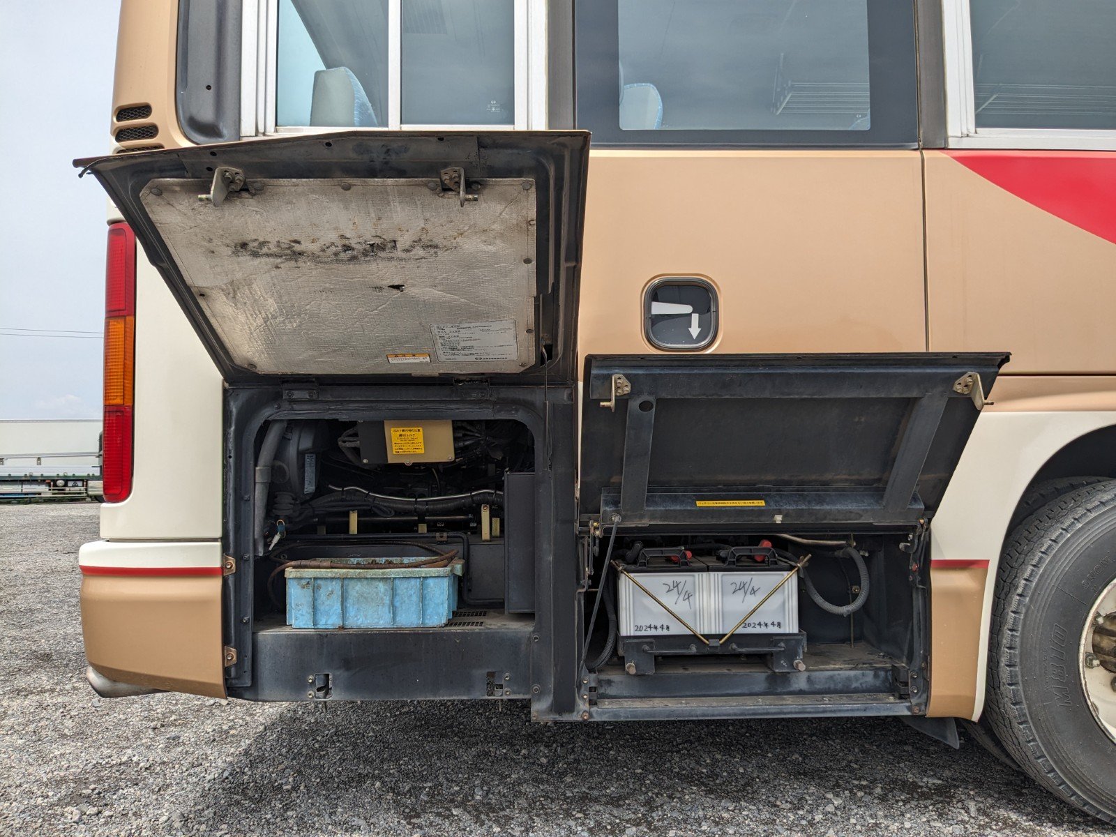 vehicle_image_2026050113244817V5Yn5kzk.jpg