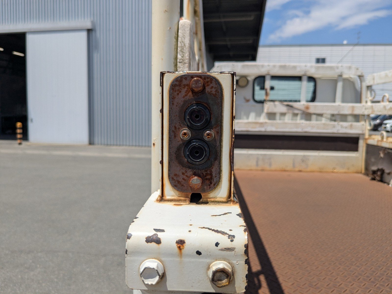 vehicle_image_202605201047067BF6yg0vLK.jpg