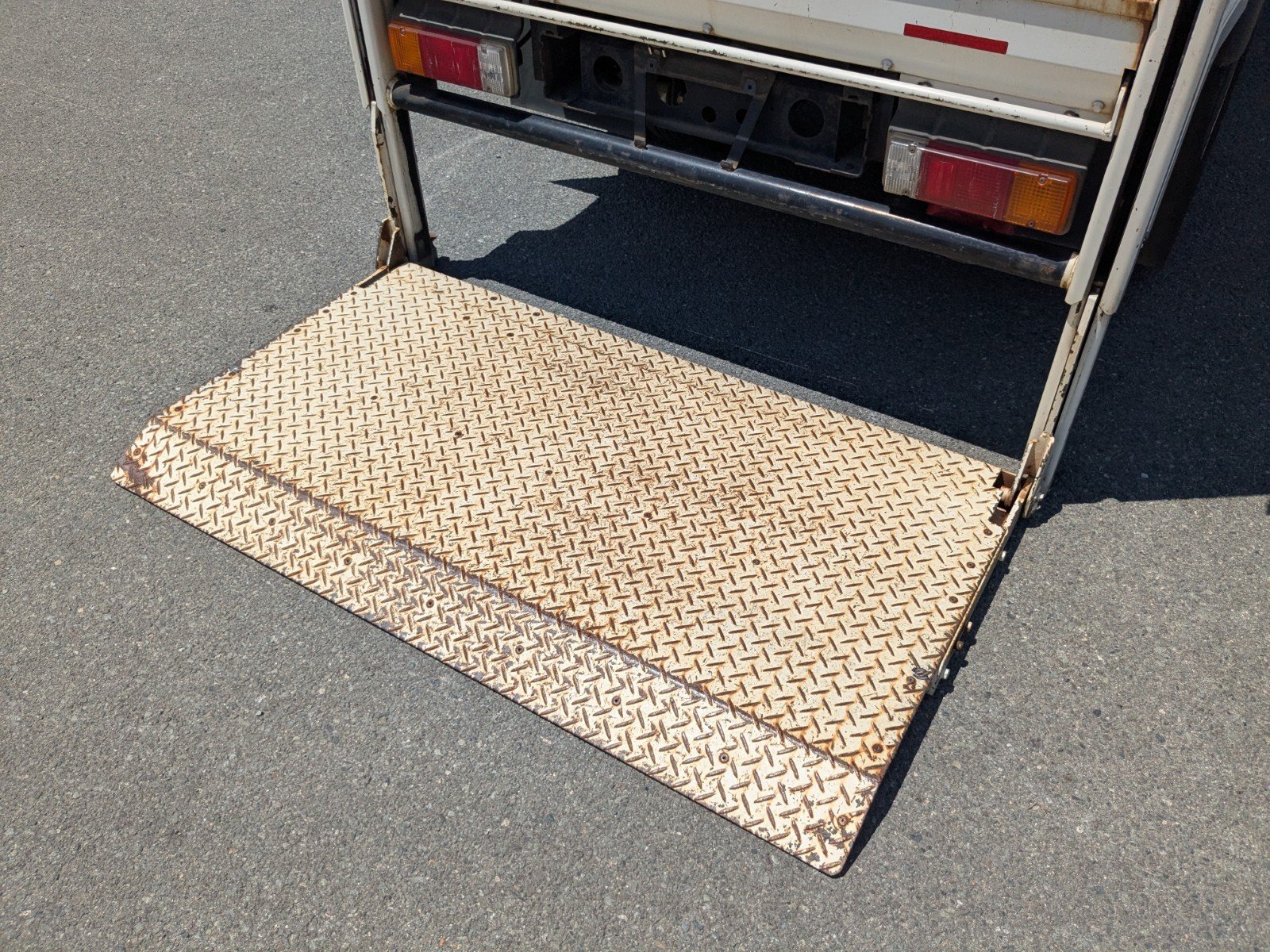 vehicle_image_20260520104706YnWRWtL2hd.jpg