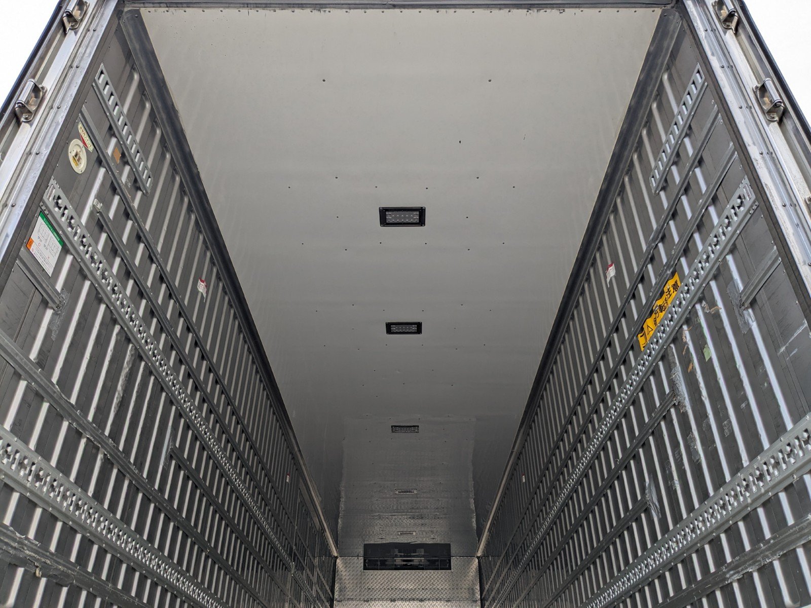 vehicle_image_20260518160736a2Bqf6eRv7.jpg