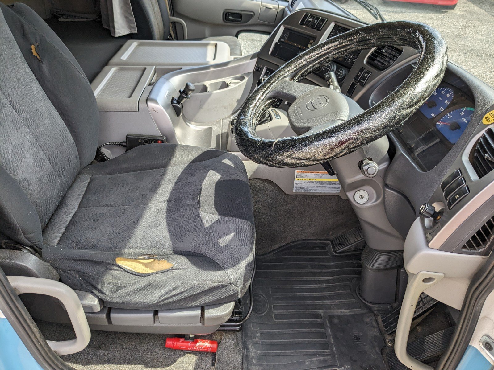 vehicle_image_20260518160736fYByhnEc6W.jpg